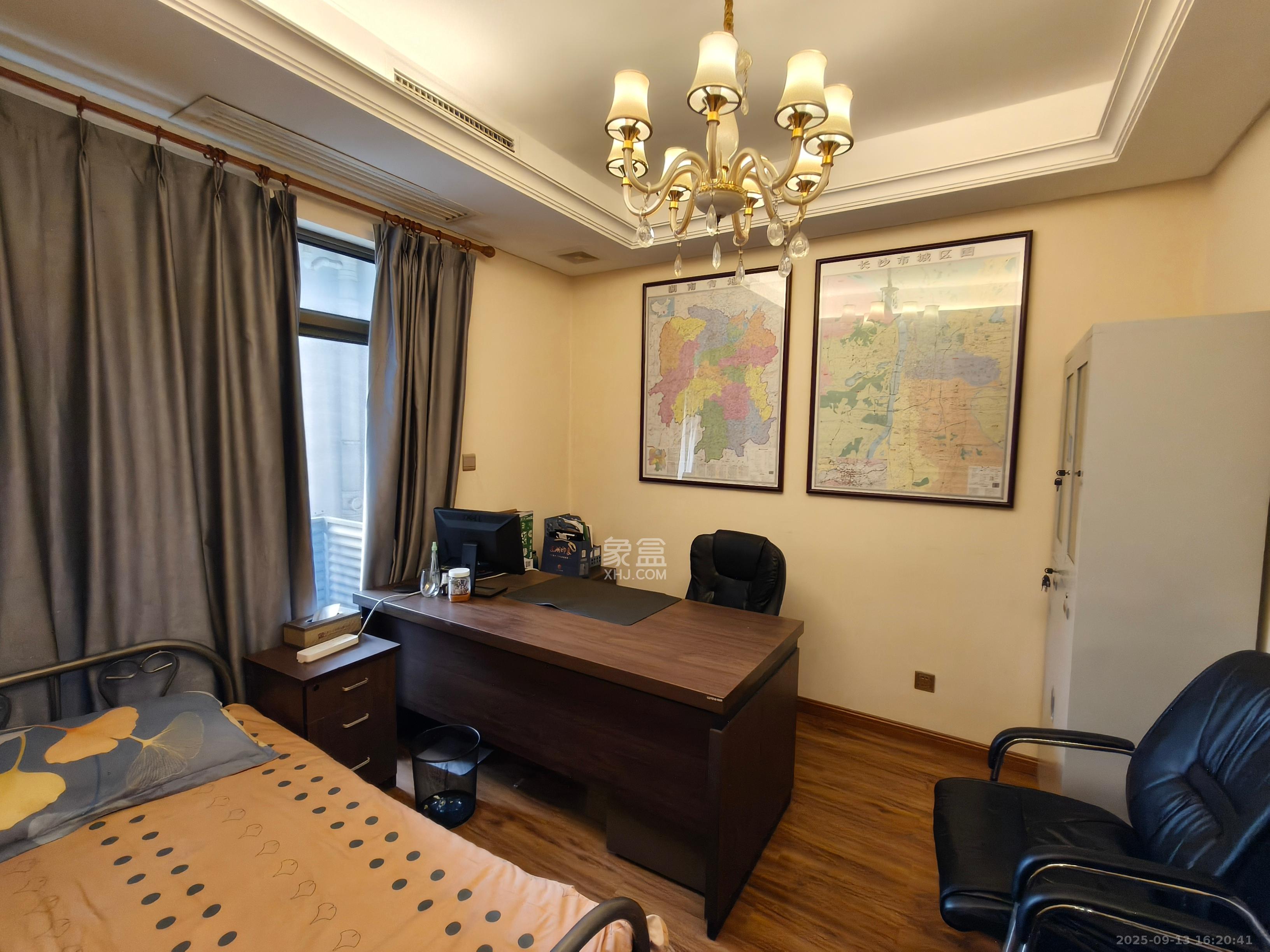 奥林匹克花园  4室2厅2卫    7800.0元/月室内图