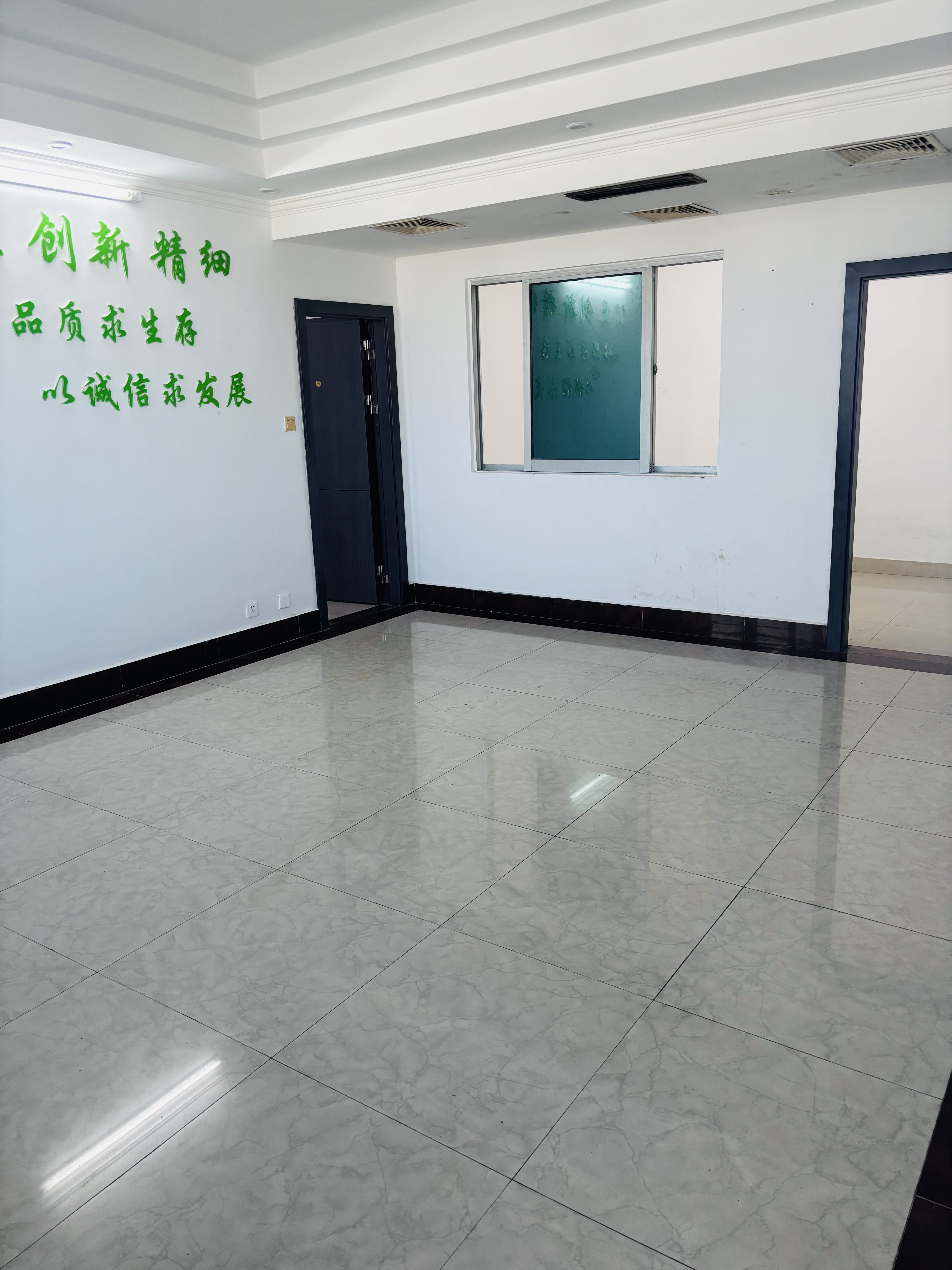 太阳城酒店副楼   158.0㎡      3800.0元/月室内图