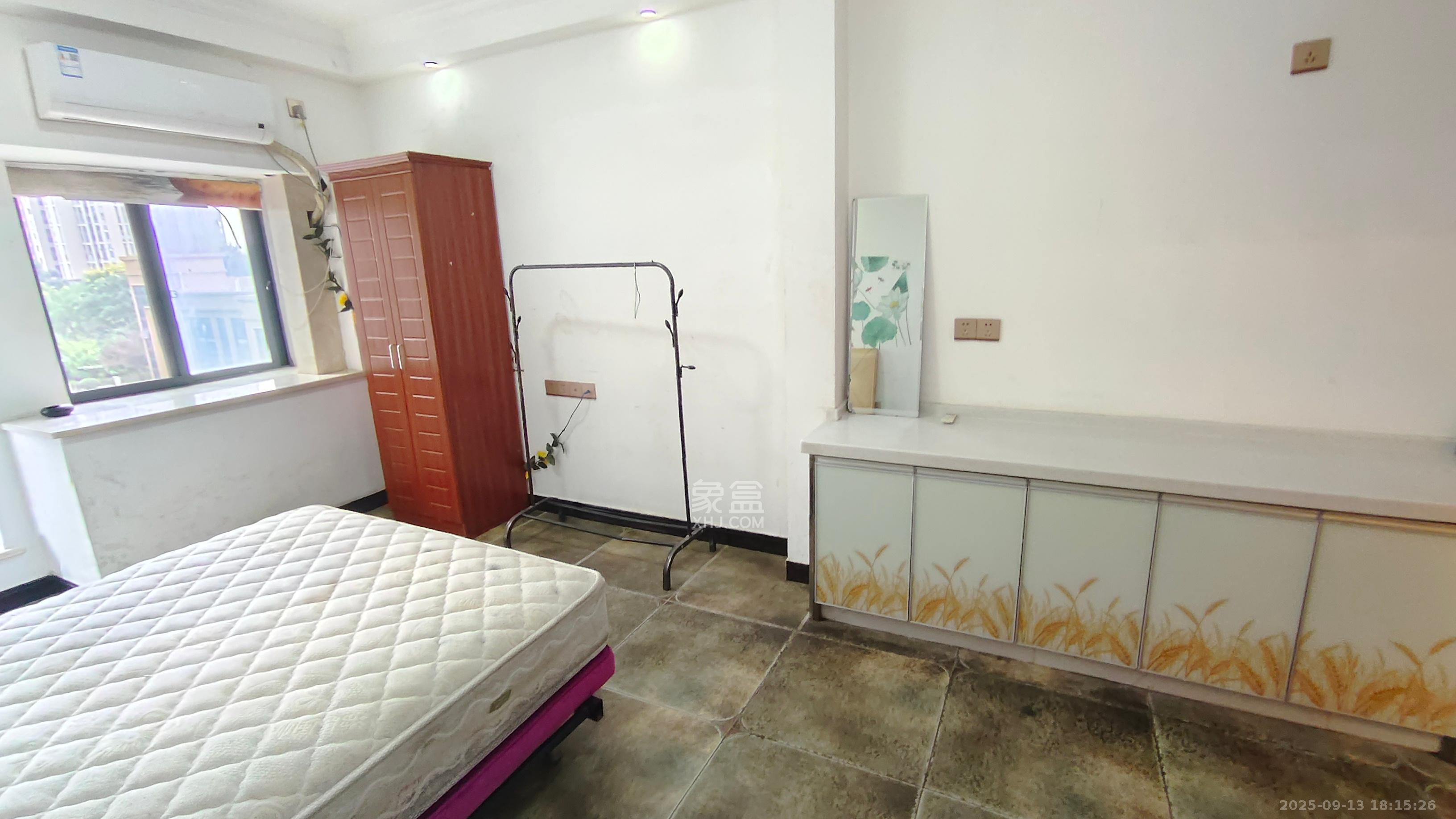 湘熙水郡(观澜海赋家园)  1室1厅1卫    1200.0元/月 湘熙水郡(观澜海赋家园)  1室1厅1卫    1200.0元/月室内图