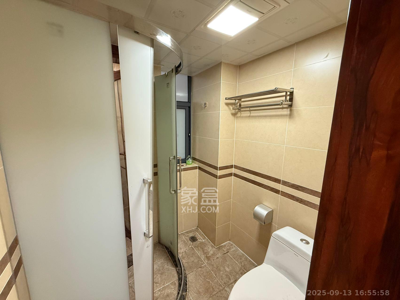 哈佛小镇(五矿哈佛小镇)  2室2厅1卫    2000.0元/月 哈佛小镇(五矿哈佛小镇)  2室2厅1卫    2000.0元/月室内图