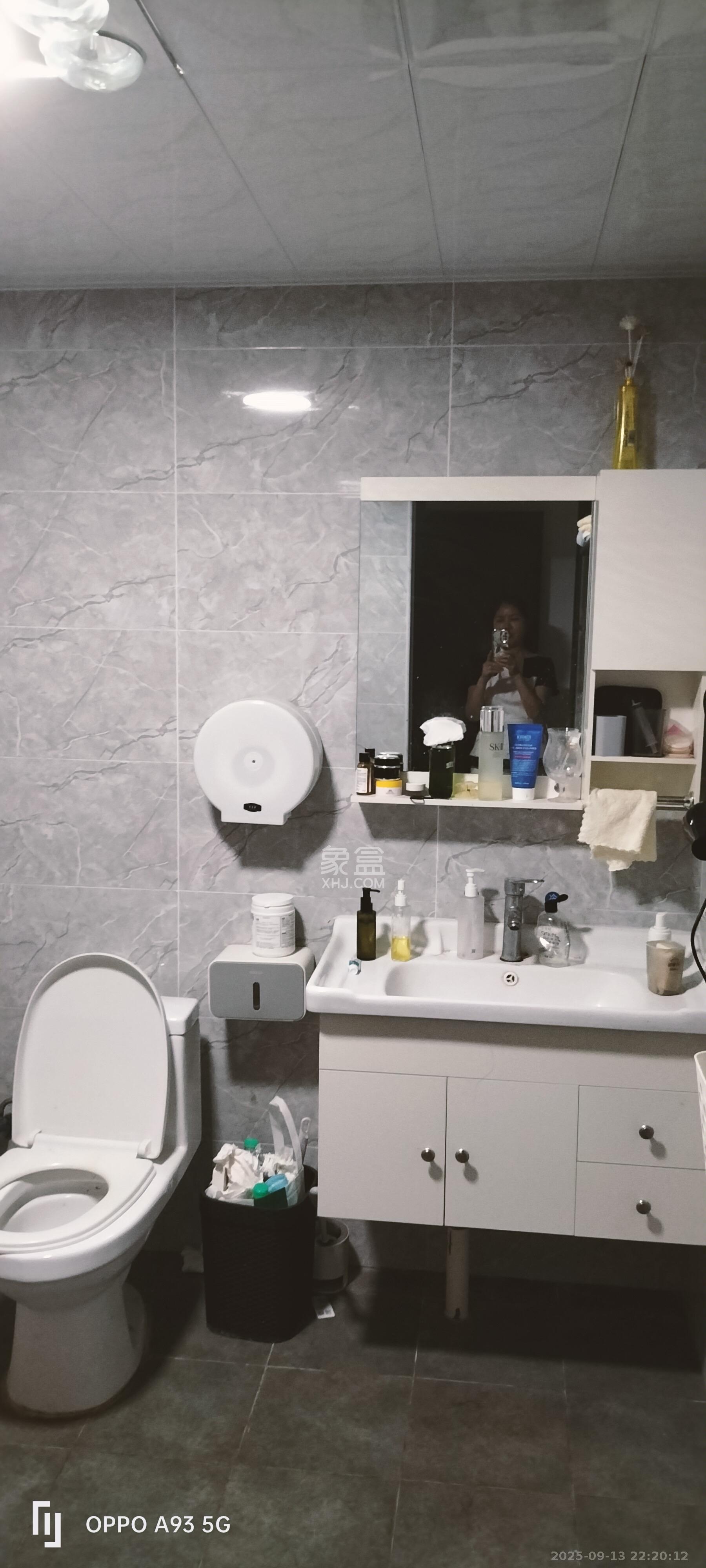 八方小区C区 3室2厅2卫 4700.0元/月 八方小区C区 3室2厅2卫 4700.0元/月室内图