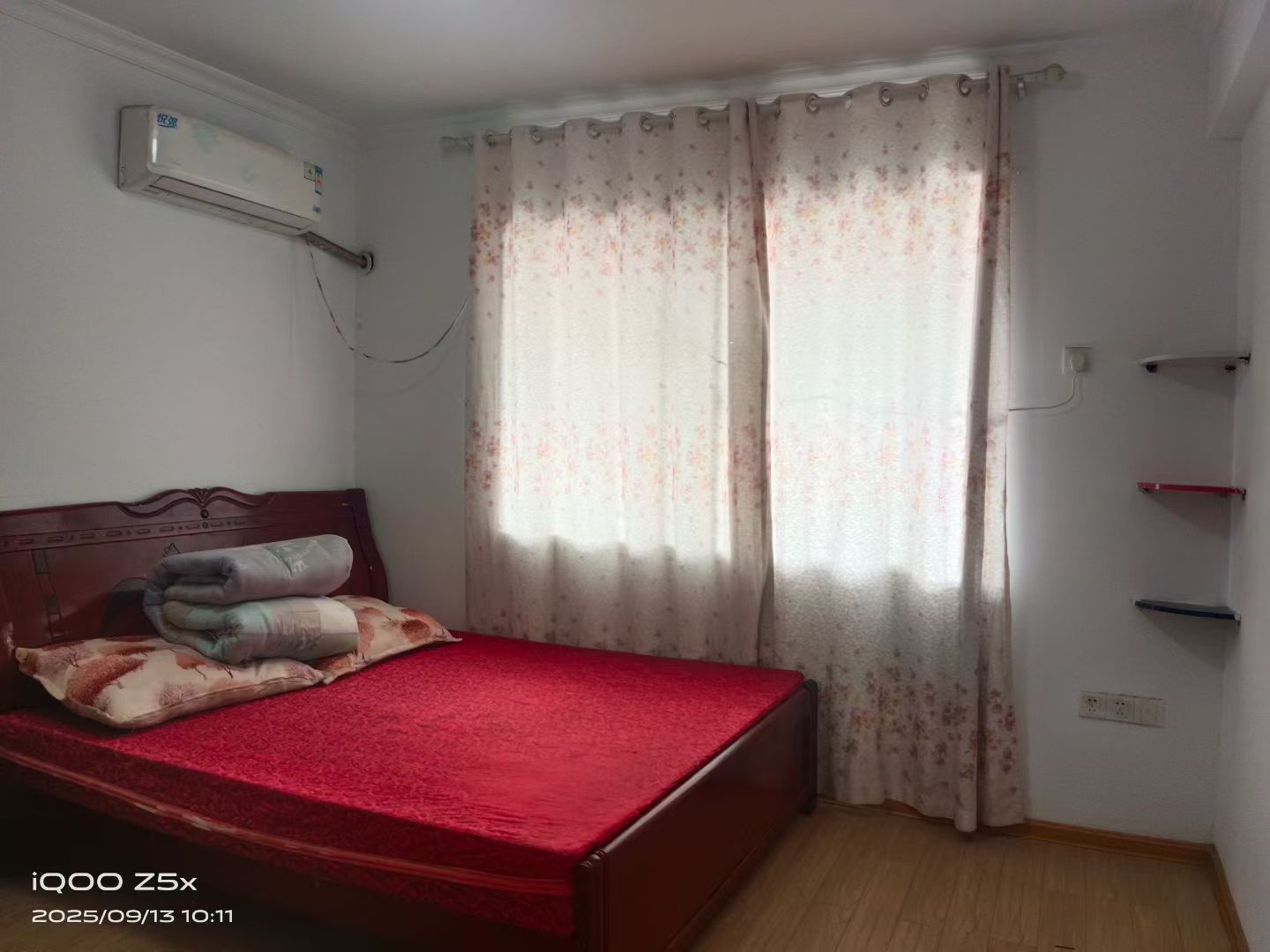 TOP尚都(拓步尚都)  3室2厅2卫    42.8万 TOP尚都(拓步尚都)  3室2厅2卫    42.8万客厅