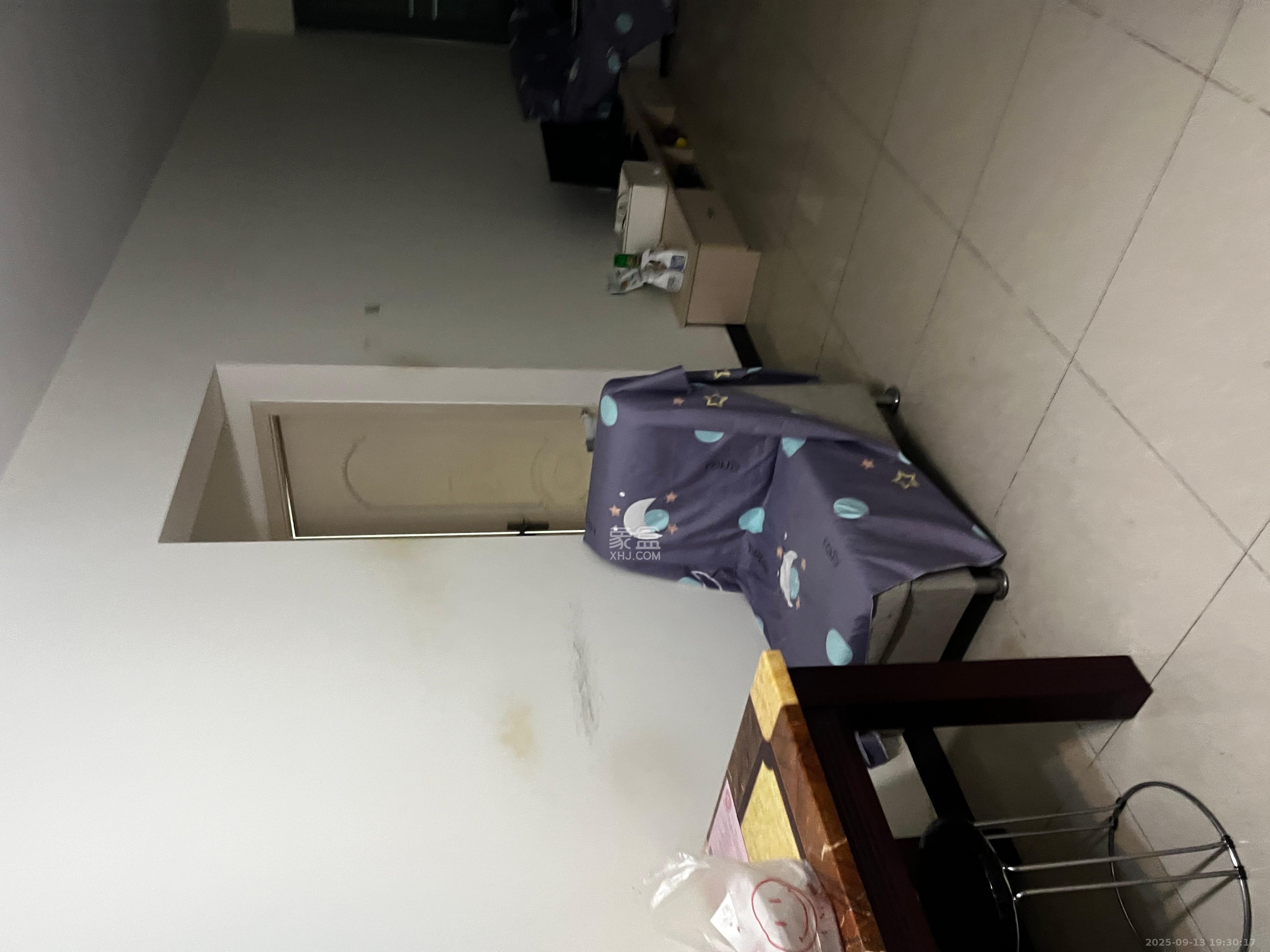 月畔湾  2室2厅1卫    2200.0元/月室内图