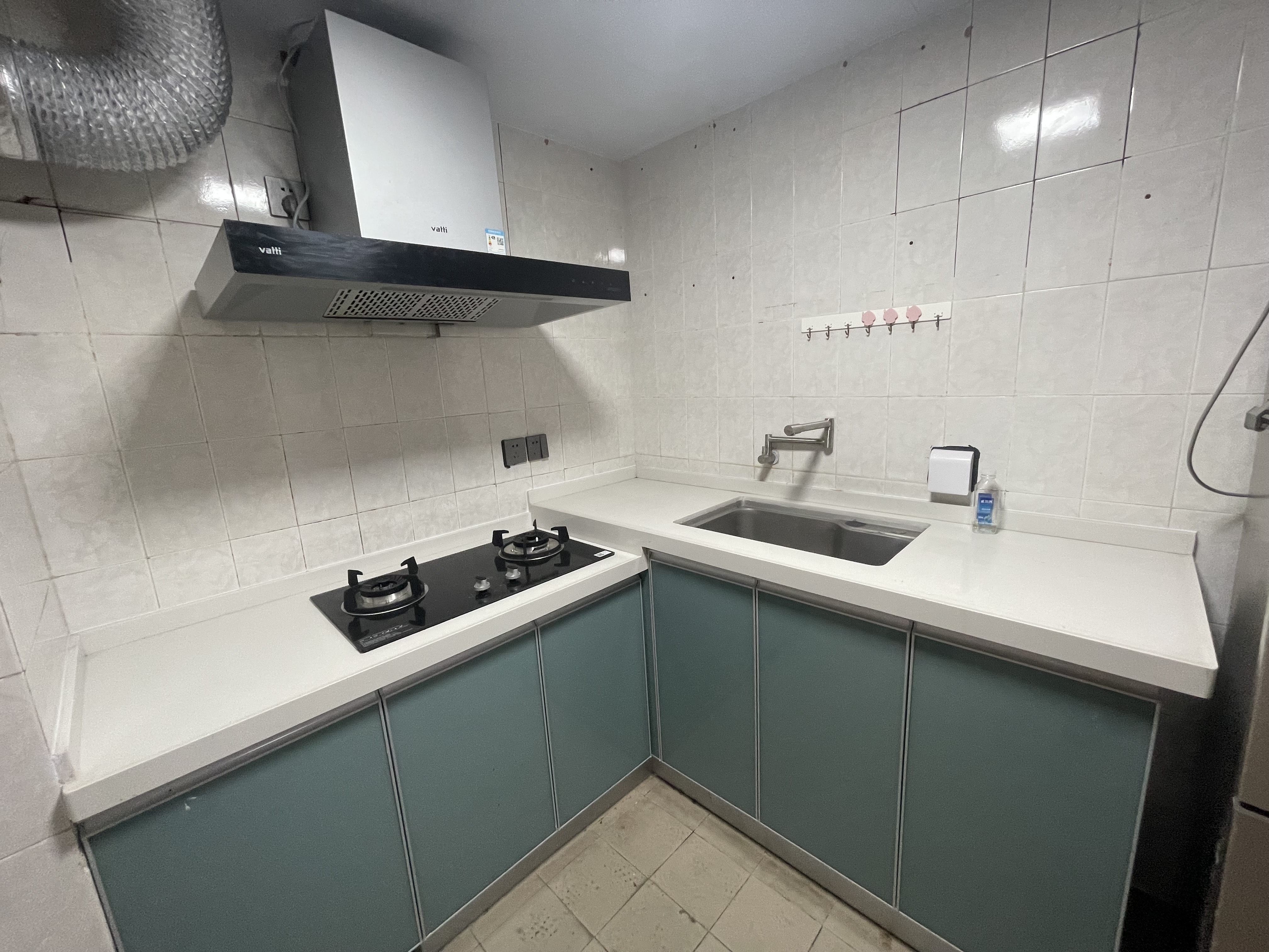 帝晶大厦  2室2厅1卫    2300.0元/月室内图