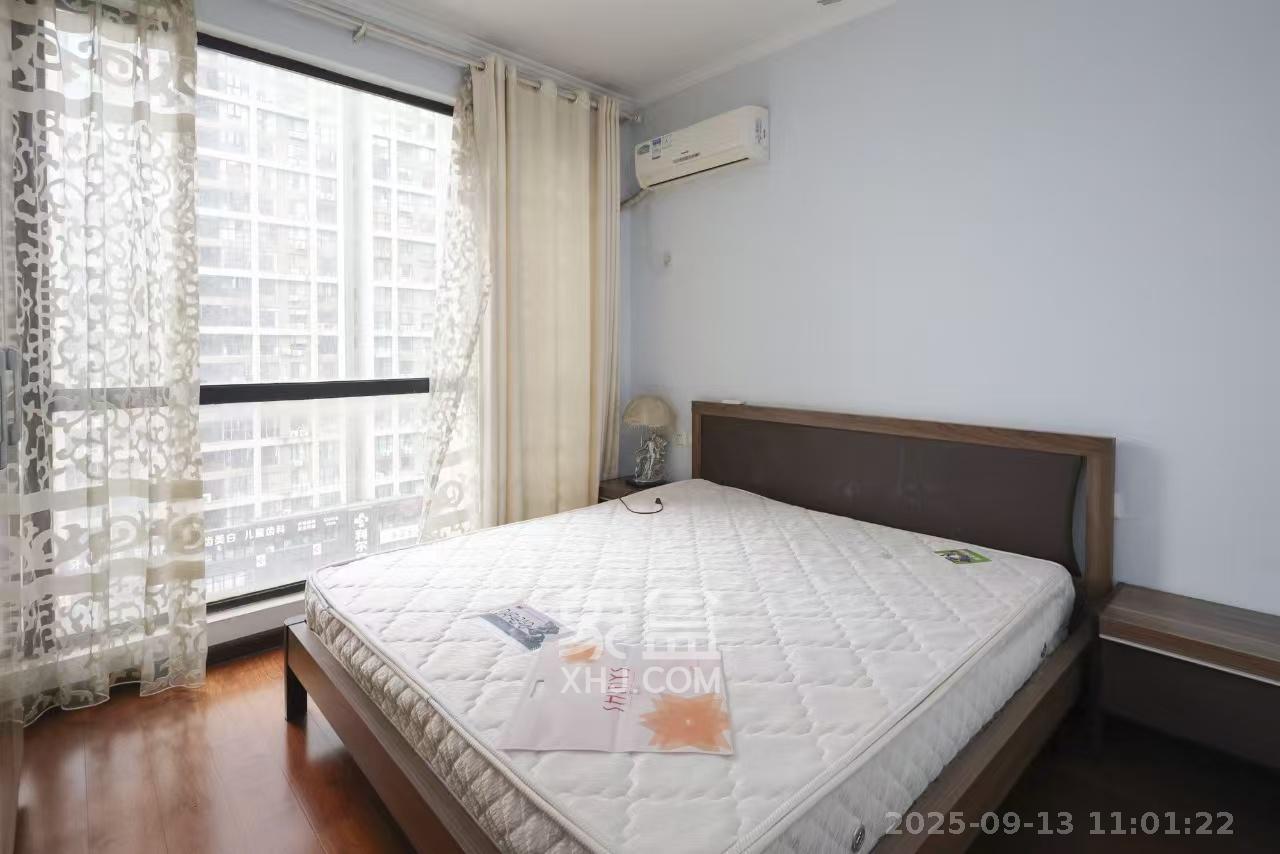 郡原广场 4室2厅2卫 3800.0元/月 郡原广场 4室2厅2卫 3800.0元/月室内图