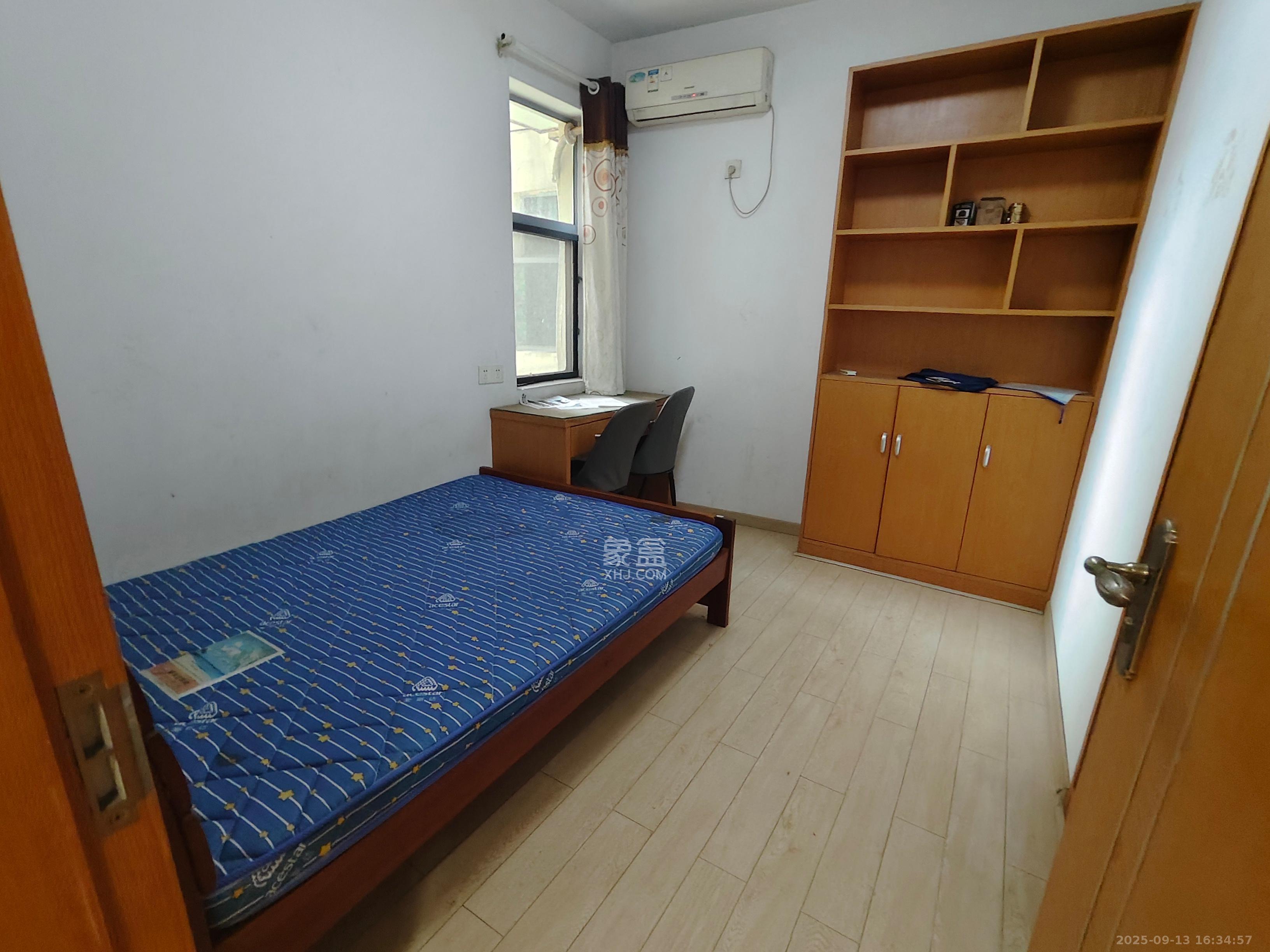 书香名邸 4室1厅1卫 3200.0元/月 书香名邸 4室1厅1卫 3200.0元/月室内图