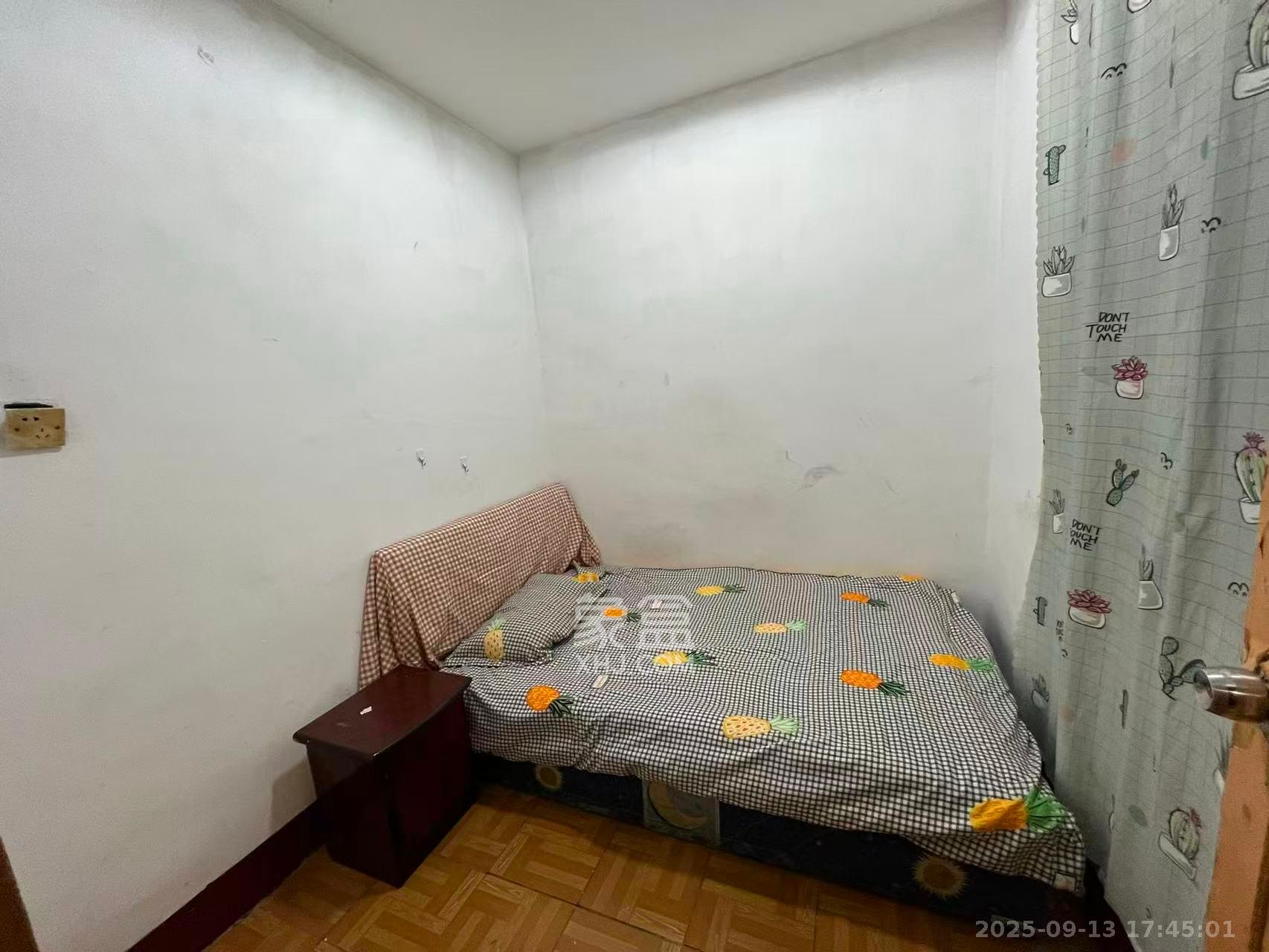 东牌楼街散盘 2室1厅1卫 2100.0元/月 东牌楼街散盘 2室1厅1卫 2100.0元/月室内图