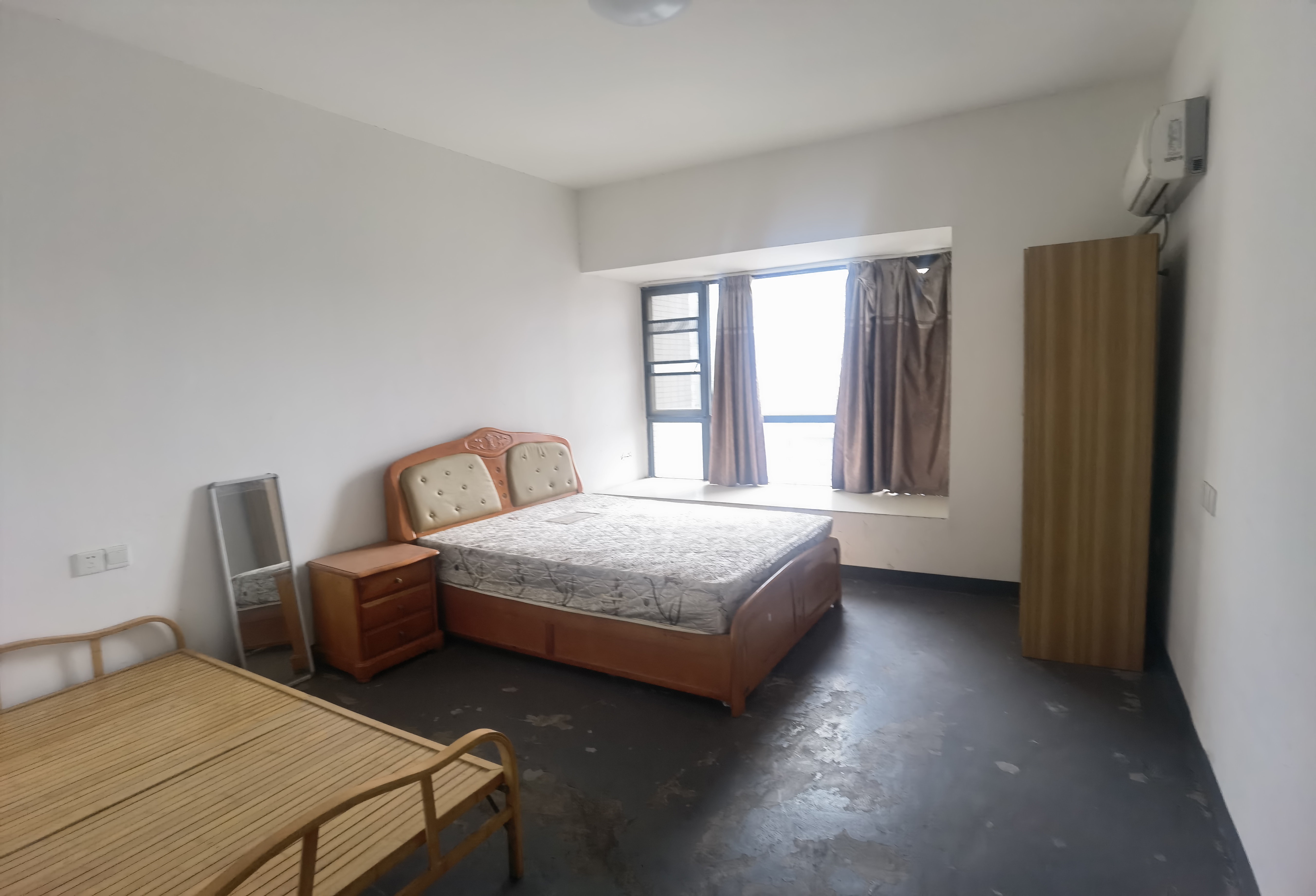 美的城一期 3室2厅2卫 48.0万 美的城一期 3室2厅2卫 48.0万室内图