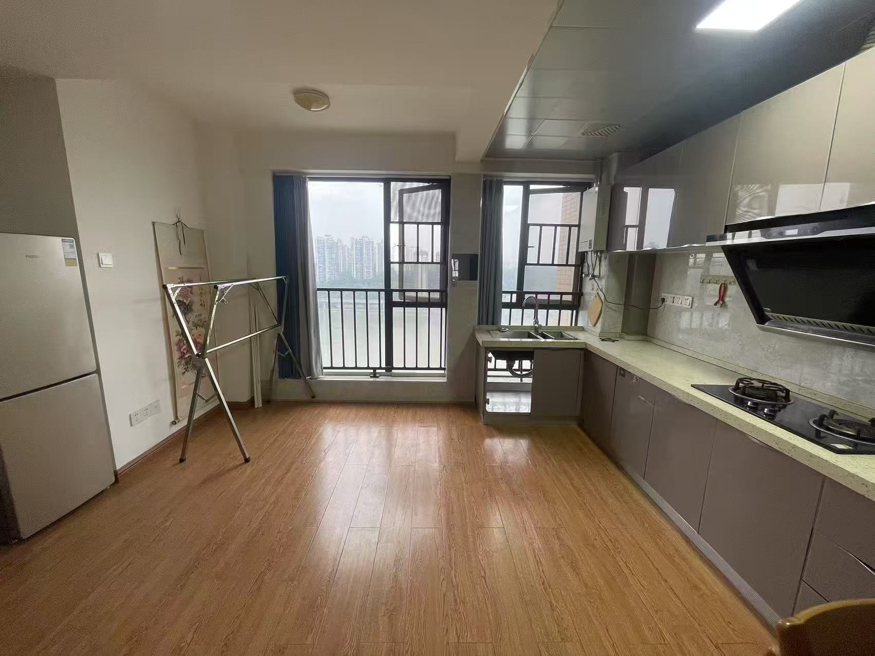 中泰财富湘江 1室1厅1卫 48.8万 中泰财富湘江 1室1厅1卫 48.8万室内图