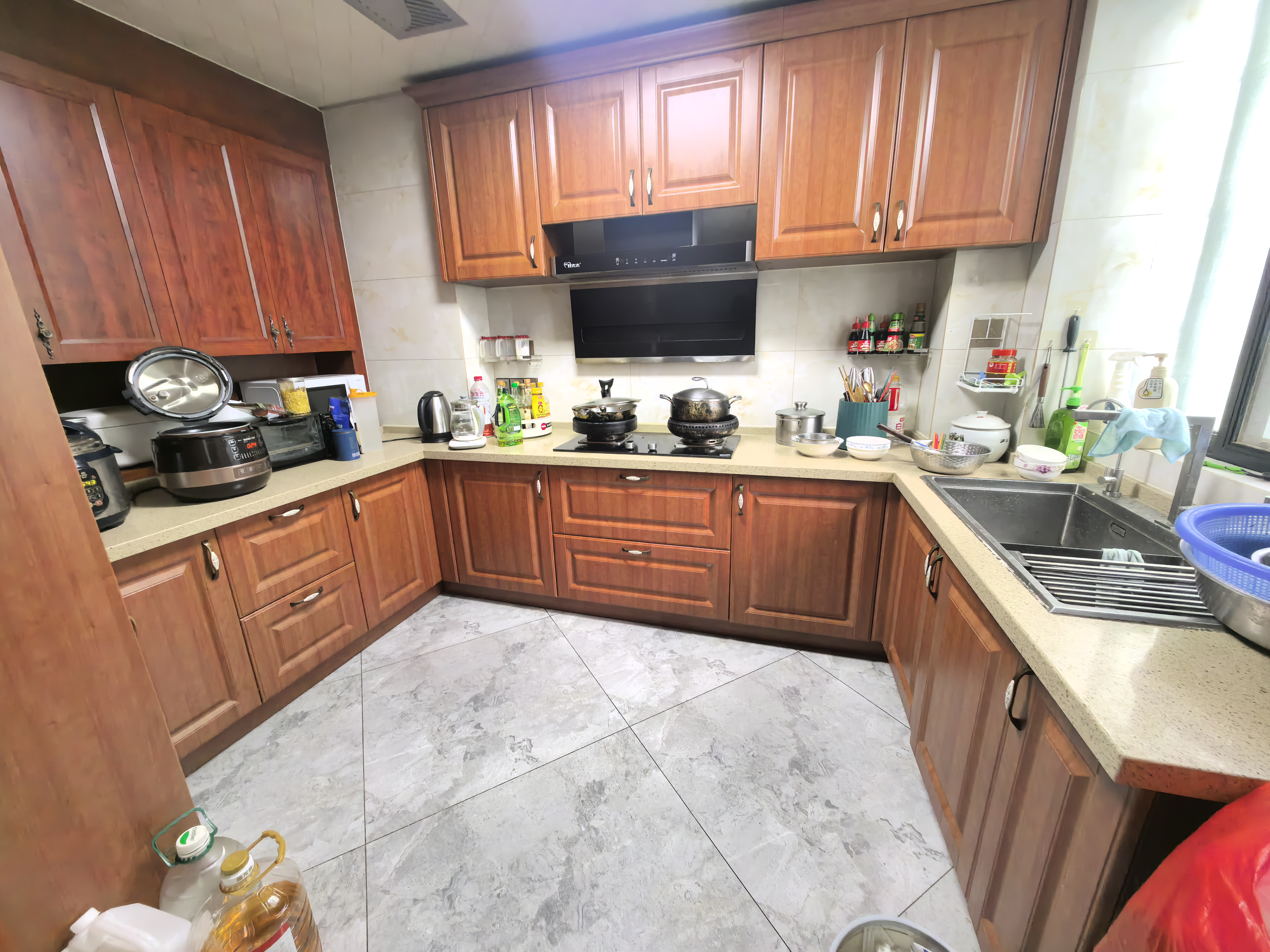 莱茵小镇  3室2厅2卫    69.8万 莱茵小镇  3室2厅2卫    69.8万室内图