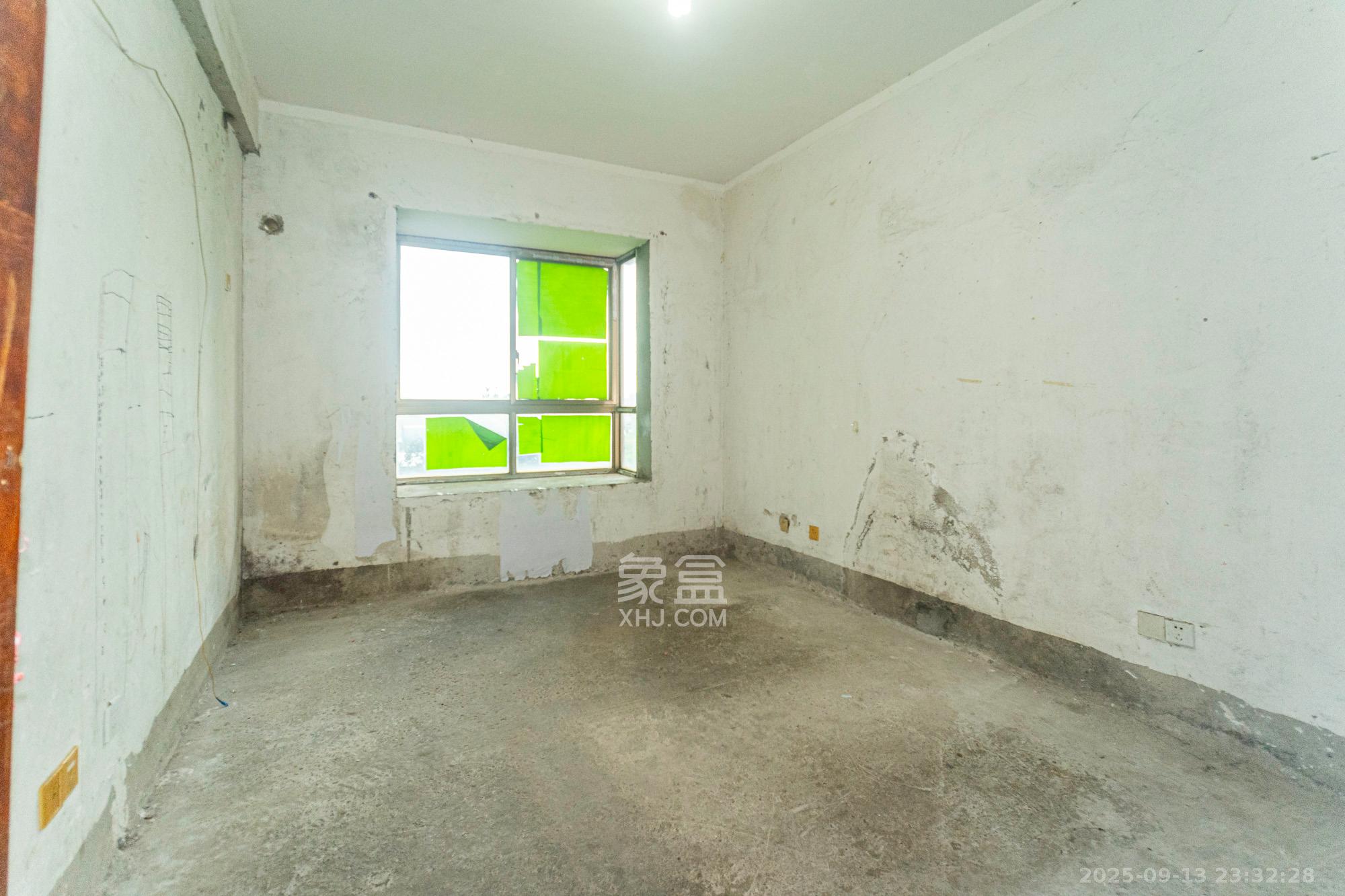 湖南有色地质勘查局宿舍（榔梨镇）  3室2厅1卫    55.0万卧室