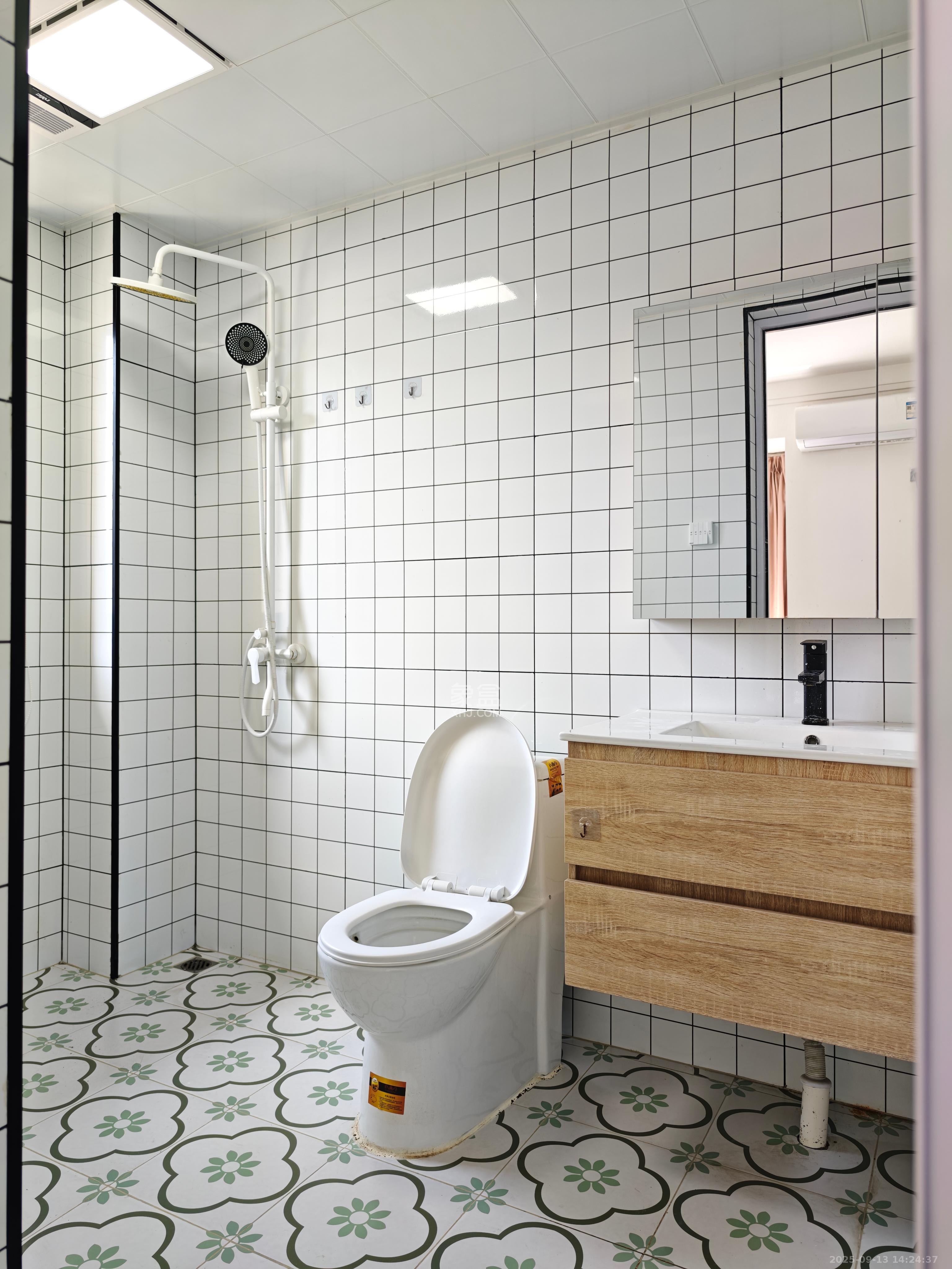 金科景朝集美星宸  3室2厅2卫    2500.0元/月 金科景朝集美星宸  3室2厅2卫    2500.0元/月室内图