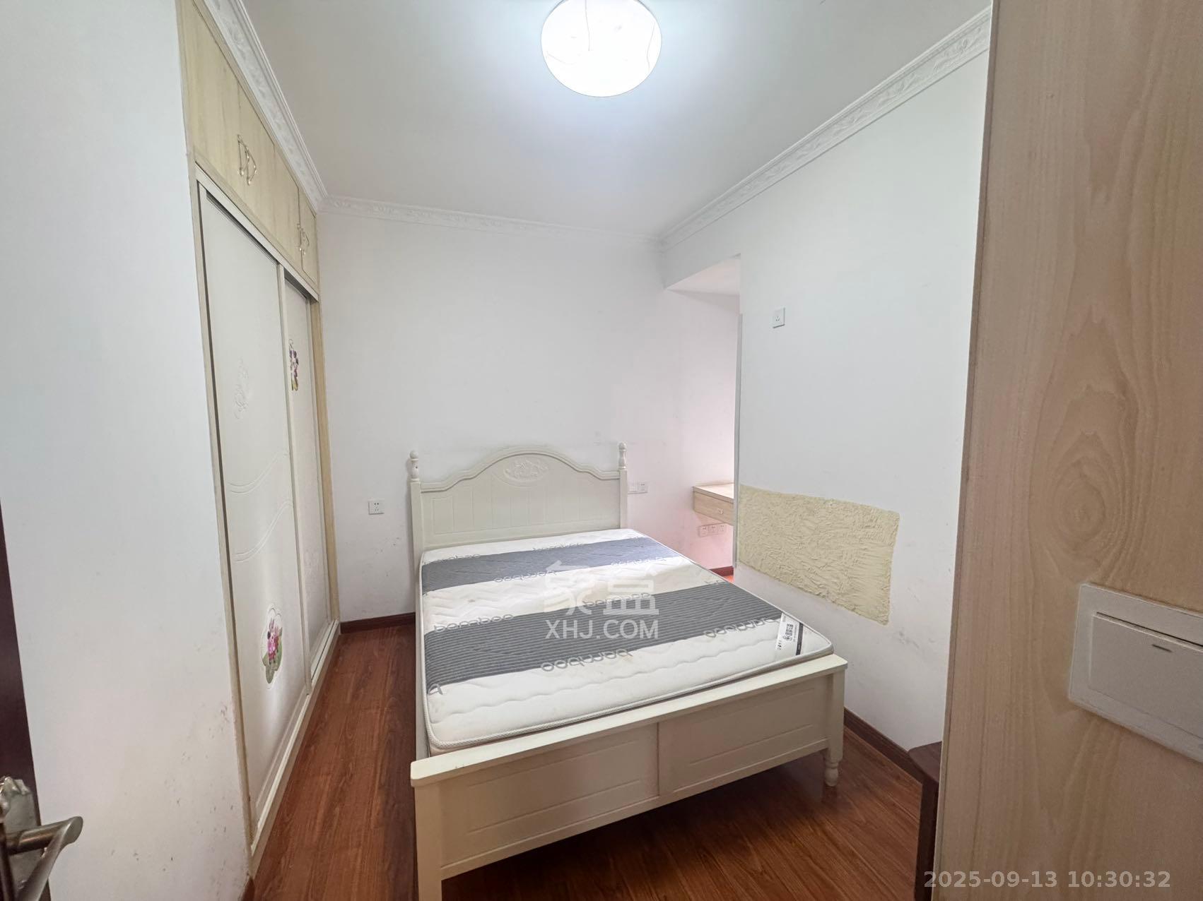 邦盛水岸御园  3室2厅1卫    1800.0元/月室内图