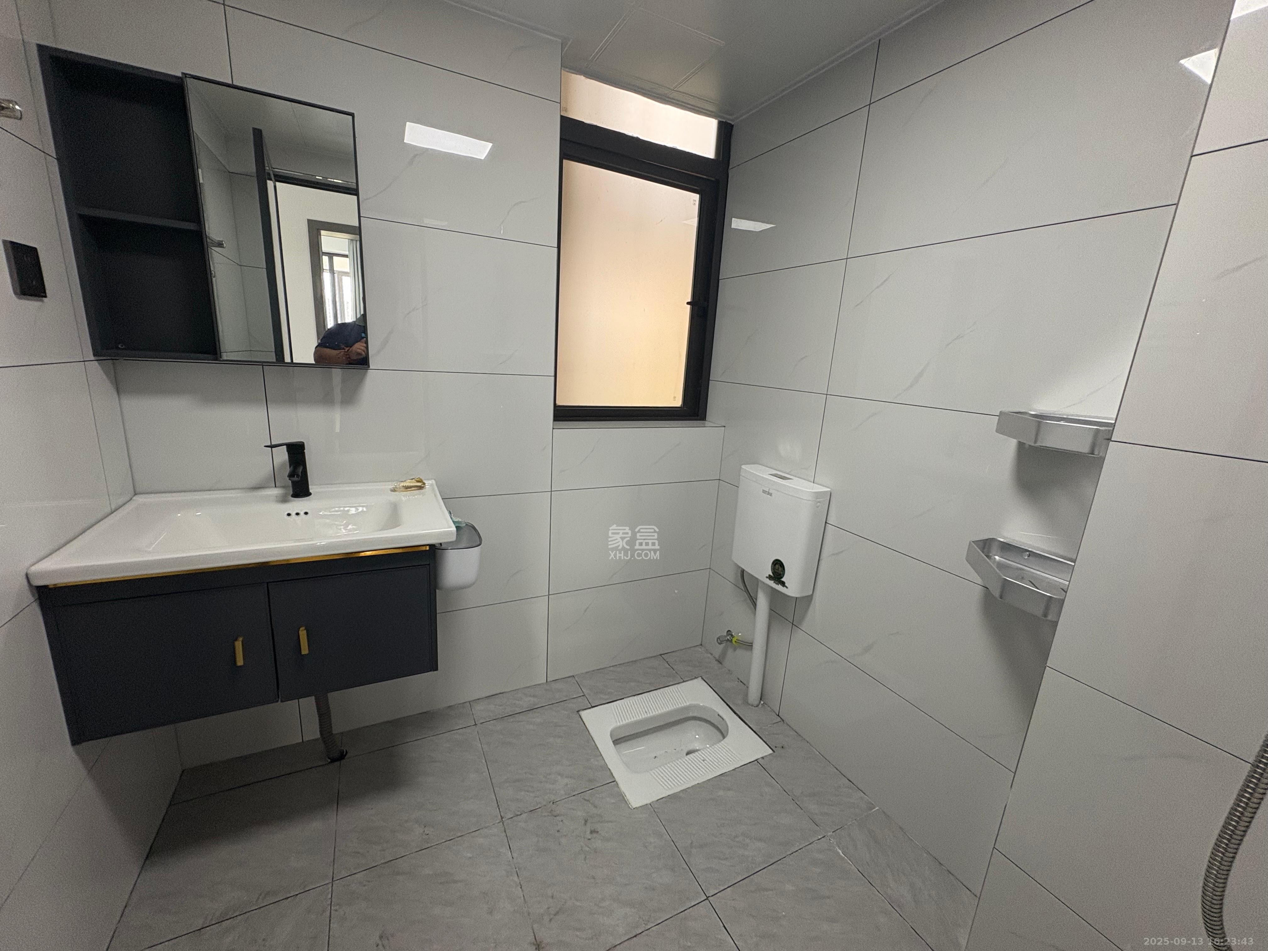 青竹湖曦园  3室0厅1卫    2500.0元/月 青竹湖曦园  3室0厅1卫    2500.0元/月室内图