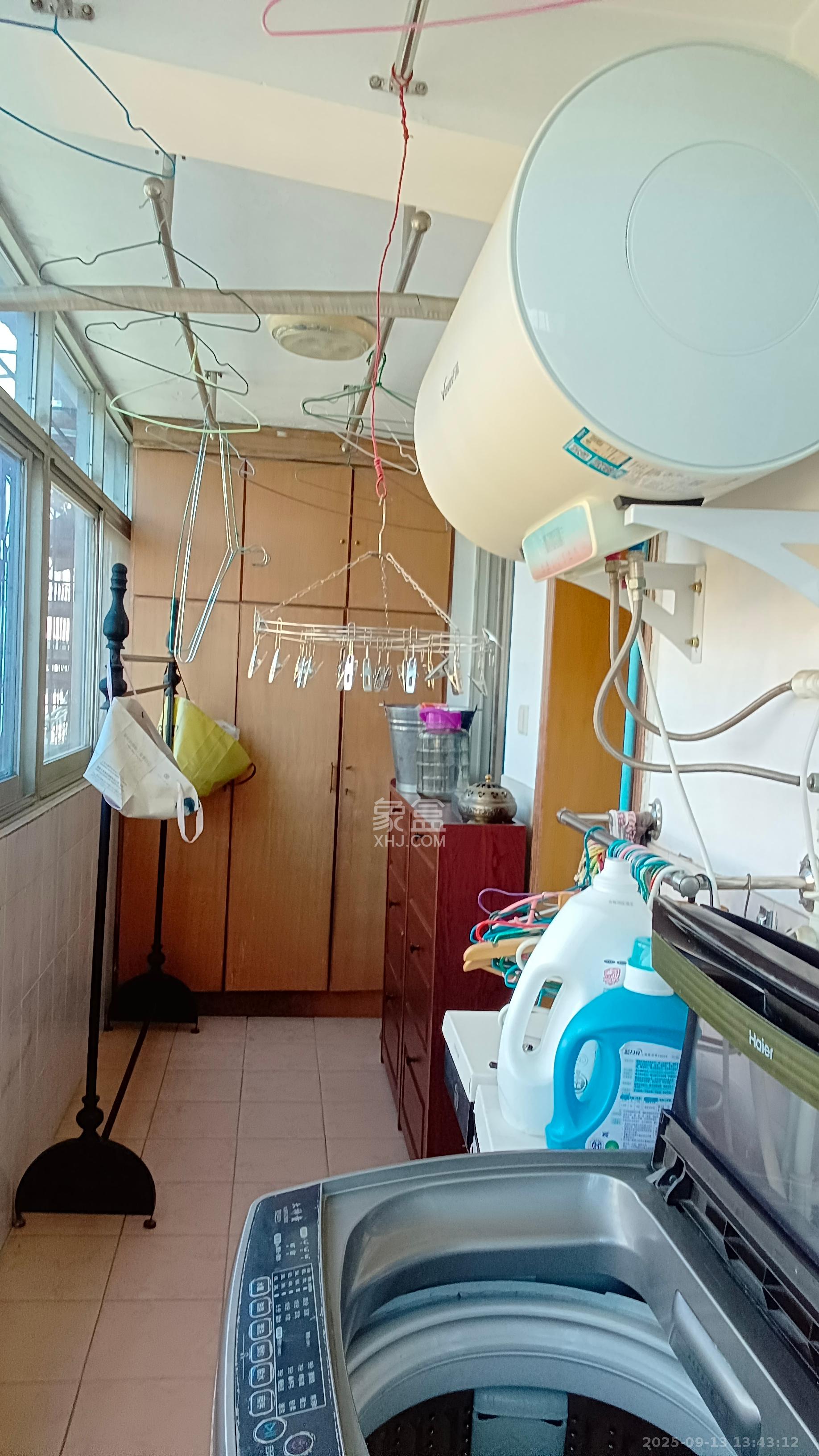 下民航宿舍  3室1厅1卫    1800.0元/月 下民航宿舍  3室1厅1卫    1800.0元/月室内图