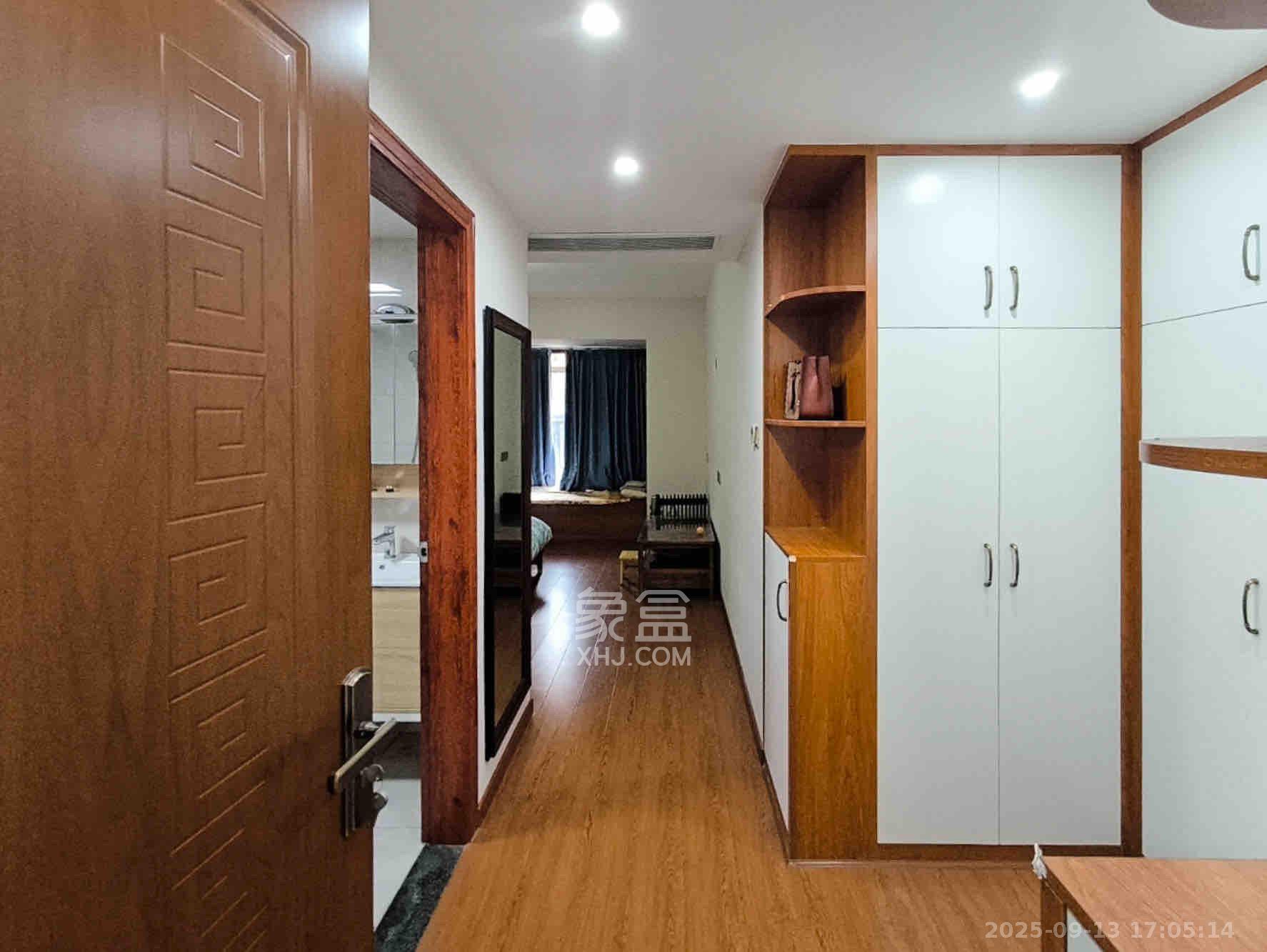 保利城（中航城国际社区、郡原美村）  4室2厅2卫   3800.00元/月室内图