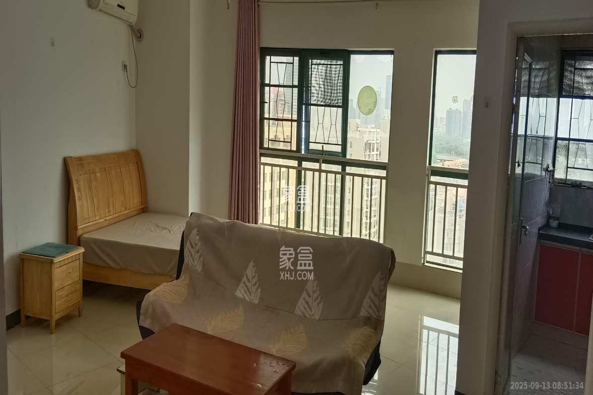 湖韵佳苑 1室1厅1卫 1300.0元/月 湖韵佳苑 1室1厅1卫 1300.0元/月室内图