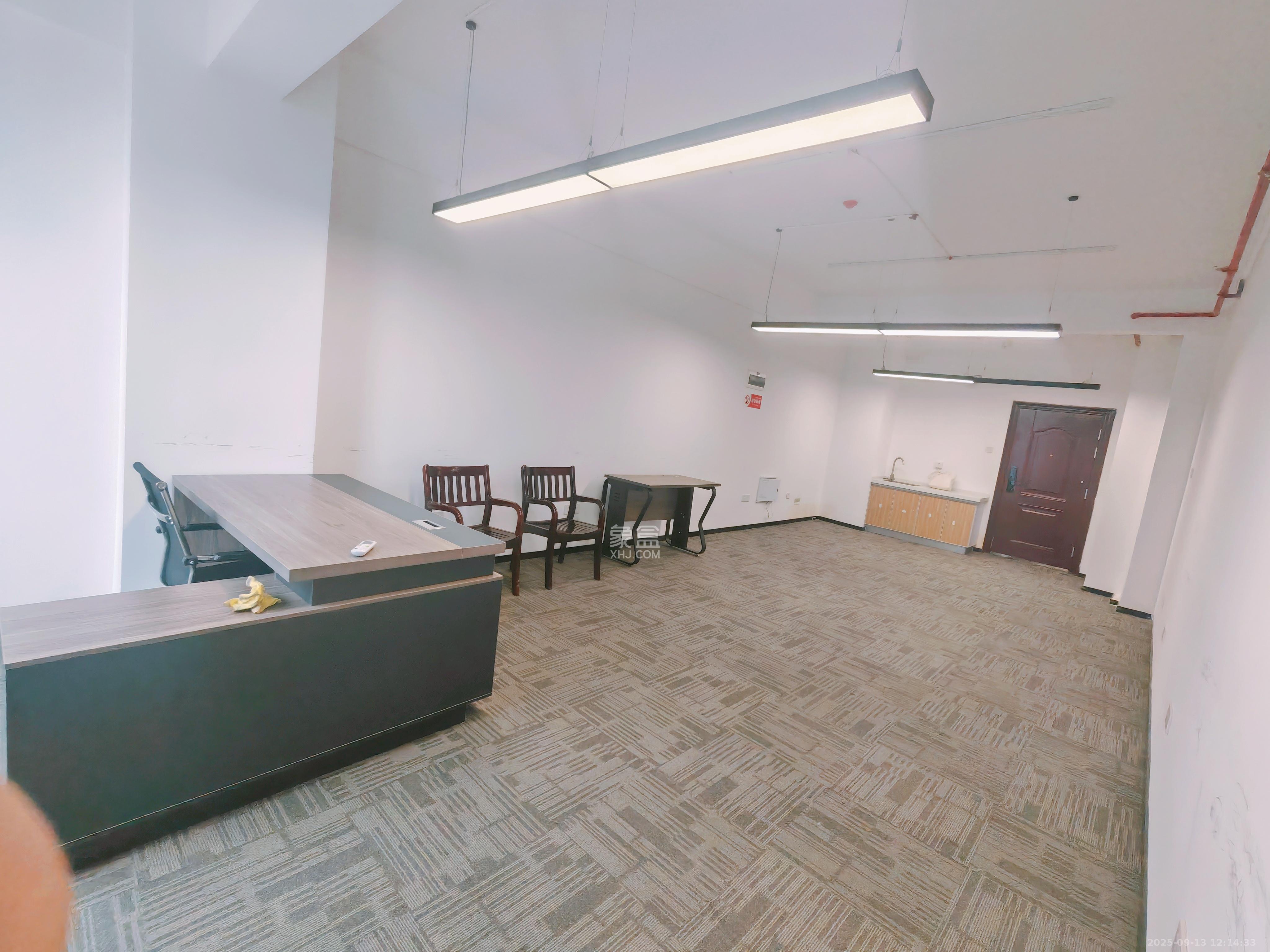 湘域智慧广场  1室0厅0卫    2180.0元/月室内图