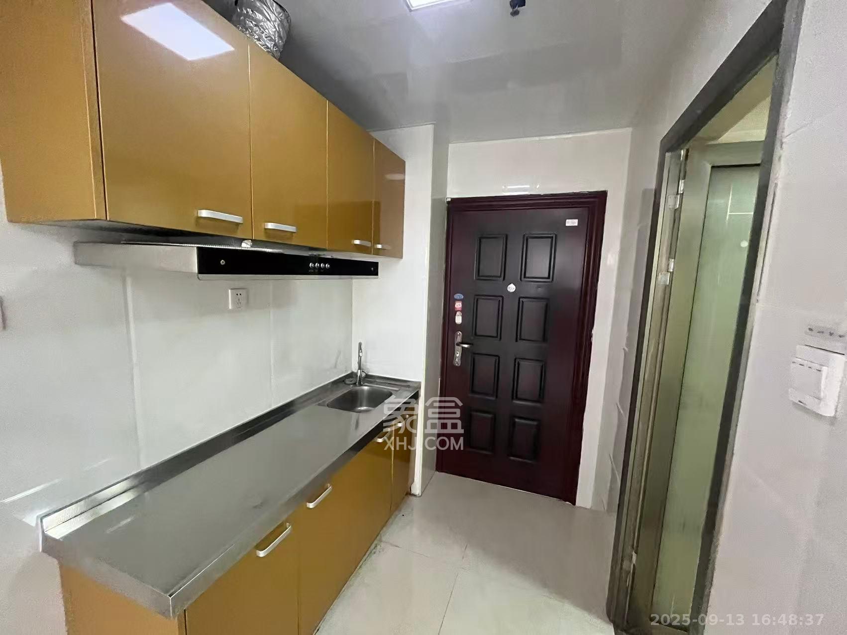 阳光锦城 1室1厅1卫 1600.0元/月 阳光锦城 1室1厅1卫 1600.0元/月室内图