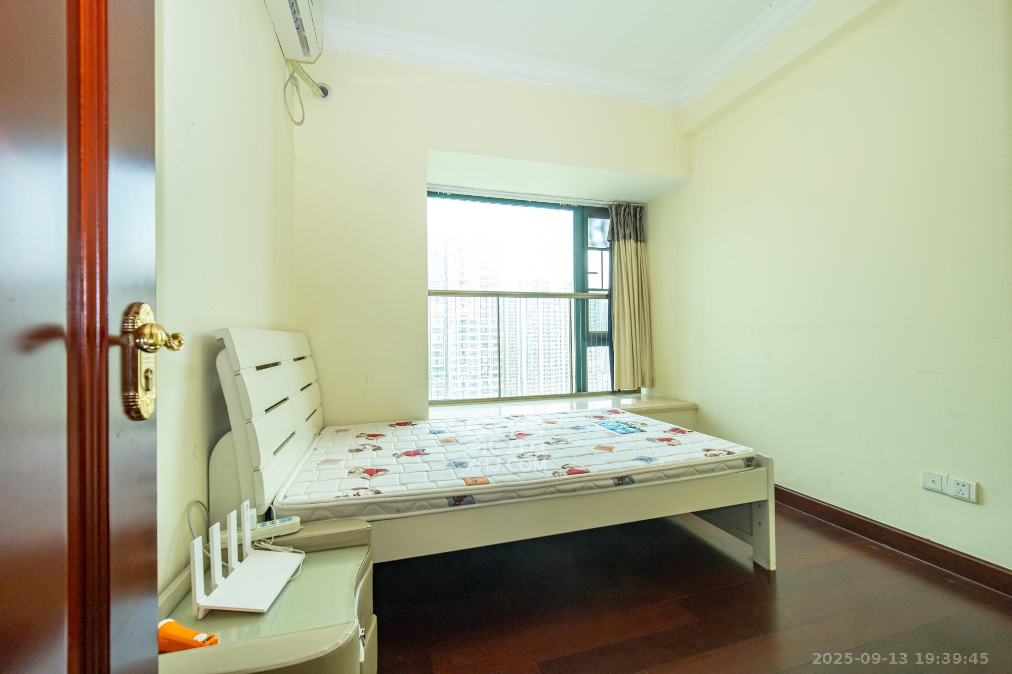 恒大雅苑 3室2厅1卫 86.8万 恒大雅苑 3室2厅1卫 86.8万卧室