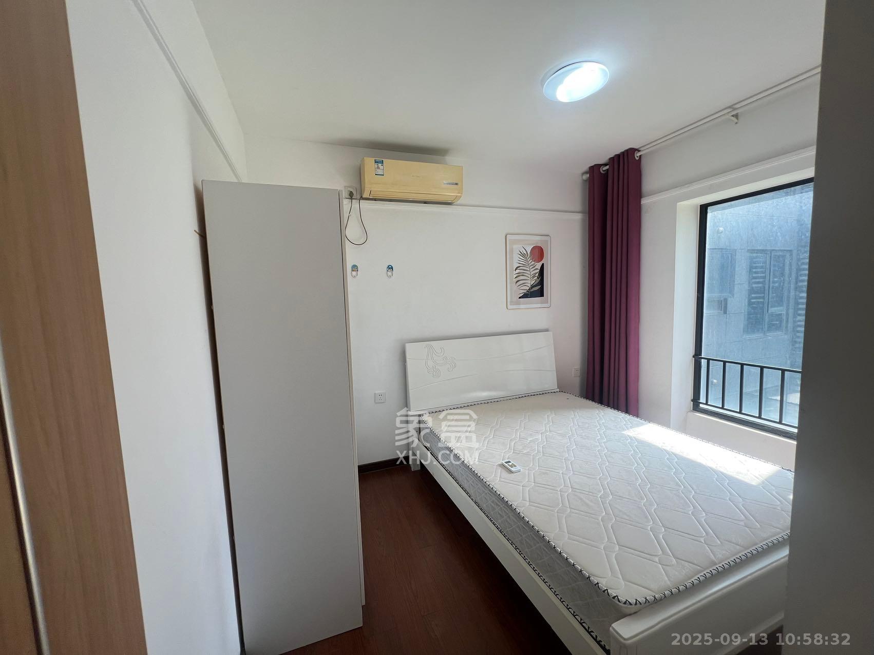 万科魅力之城非凡里  3室2厅1卫    2300.0元/月室内图