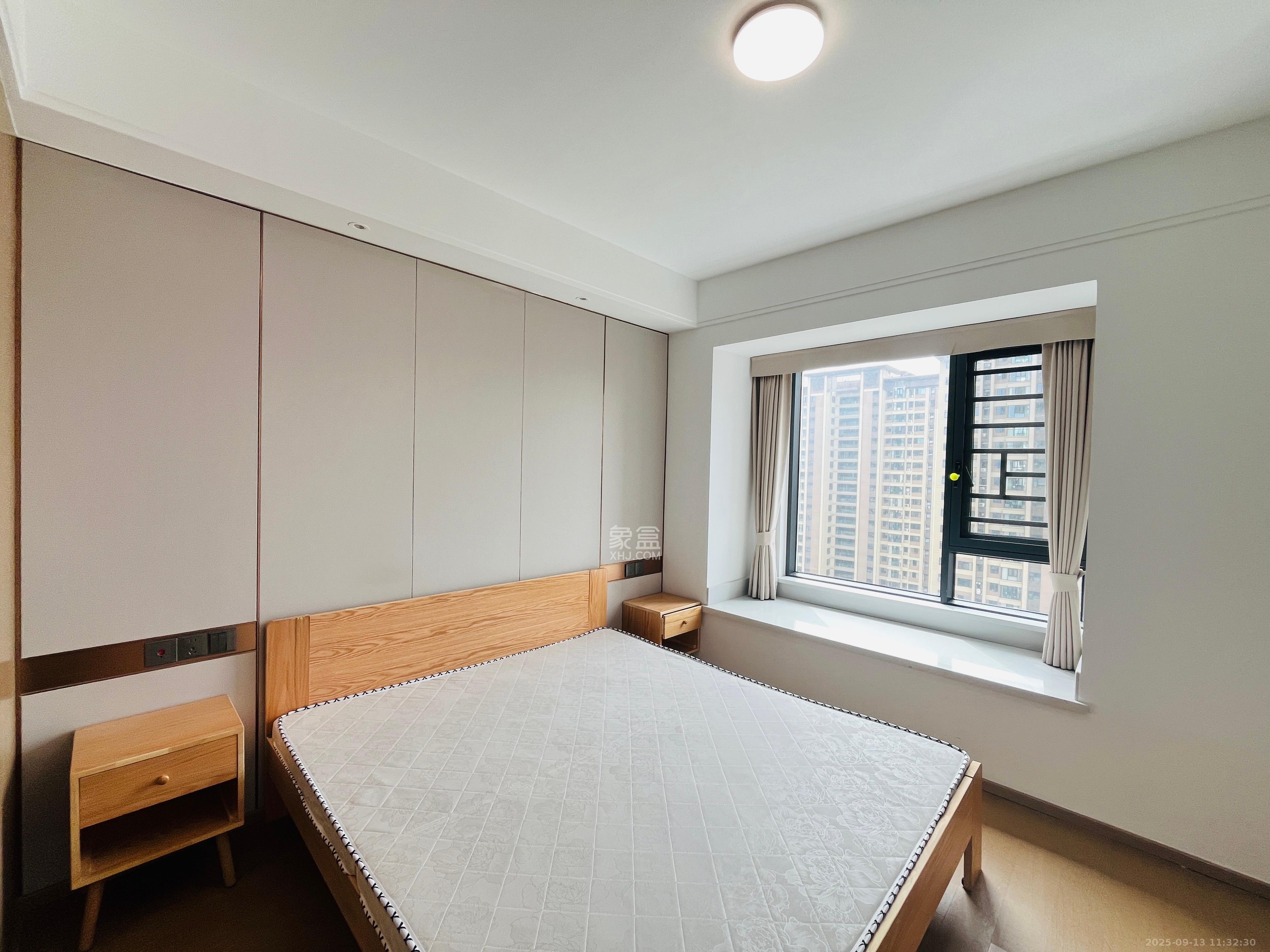 汉唐世家二期 3室2厅2卫 2300.0元/月 汉唐世家二期 3室2厅2卫 2300.0元/月室内图