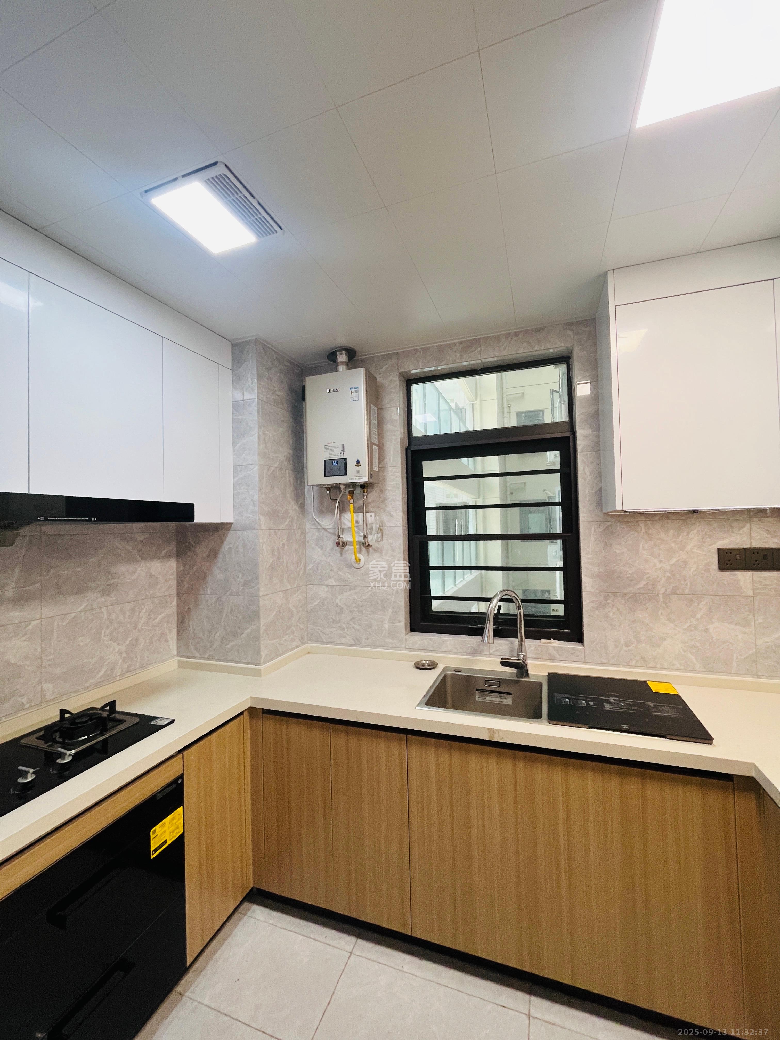 汉唐世家二期 3室2厅2卫 2300.0元/月 汉唐世家二期 3室2厅2卫 2300.0元/月室内图