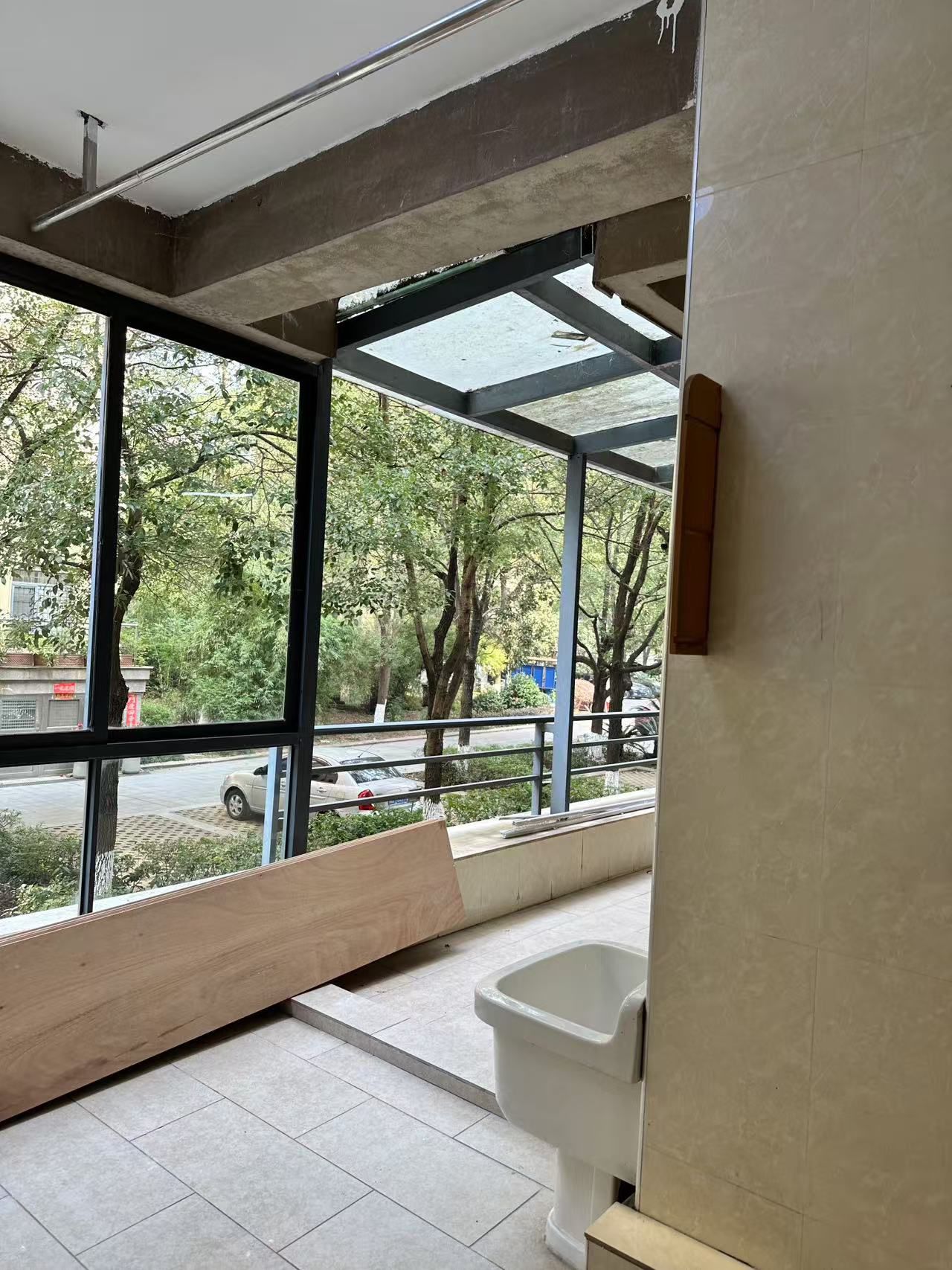 钻石城  1室0厅0卫    4500.0元/月室内图