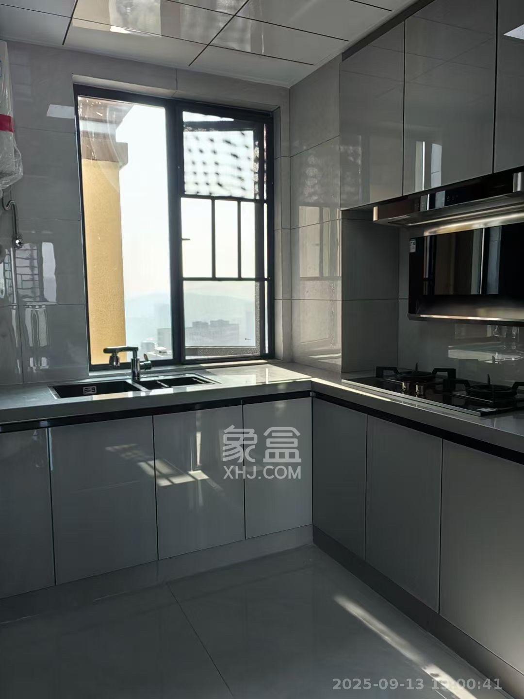 学士翰林苑 3室2厅1卫 2000.0元/月 学士翰林苑 3室2厅1卫 2000.0元/月室内图