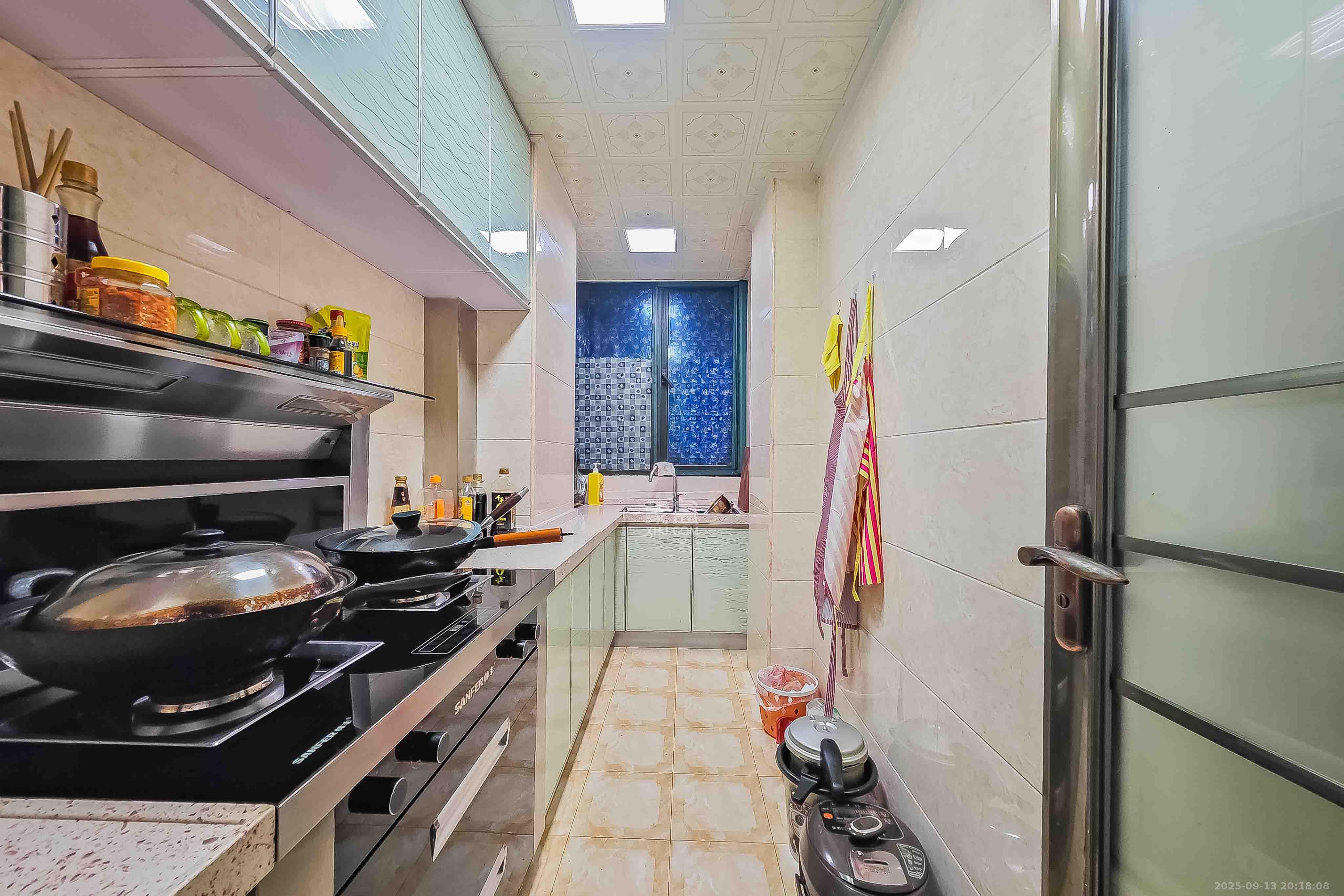 兴旺正佳广场（金石雅苑）  3室2厅1卫    95.0万厨房