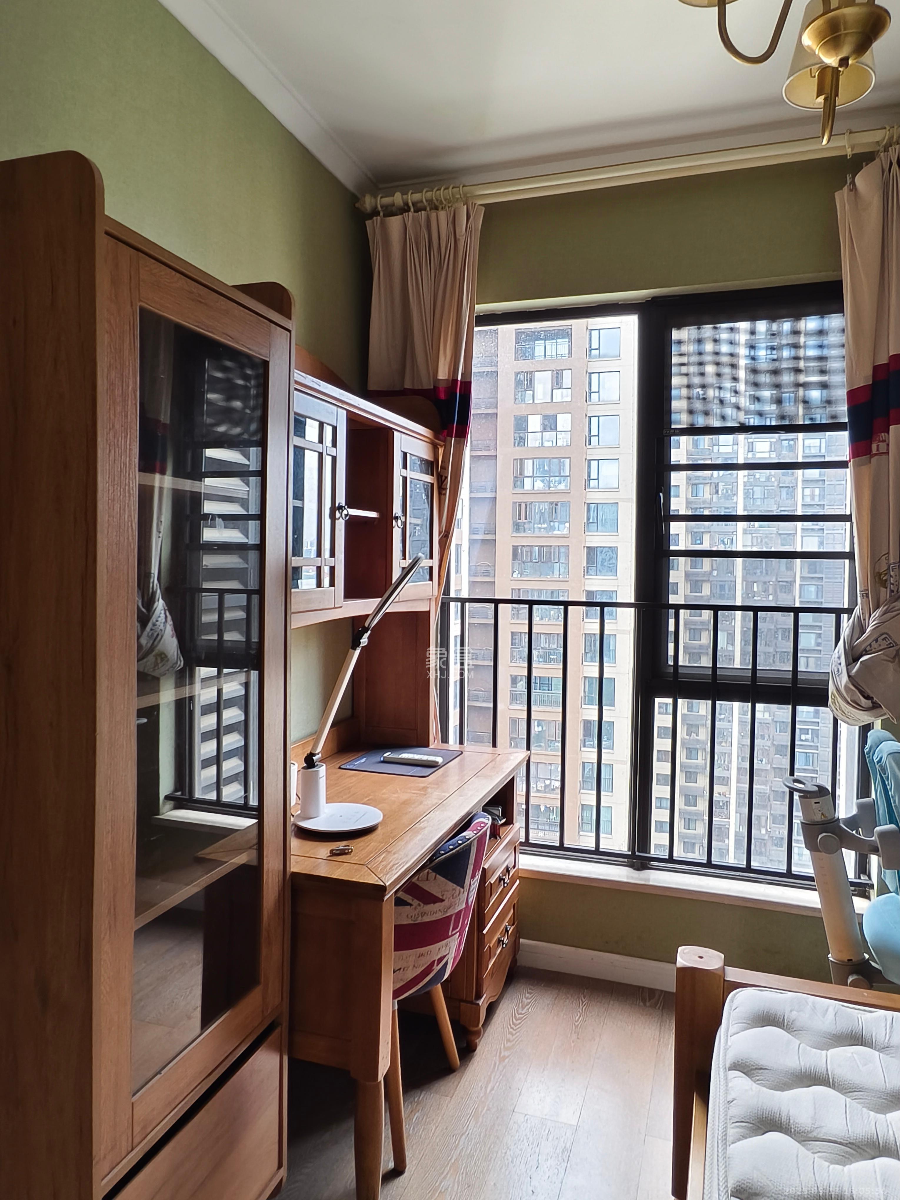 万科里金域滨江 4室2厅2卫 4800.0元/月 万科里金域滨江 4室2厅2卫 4800.0元/月室内图