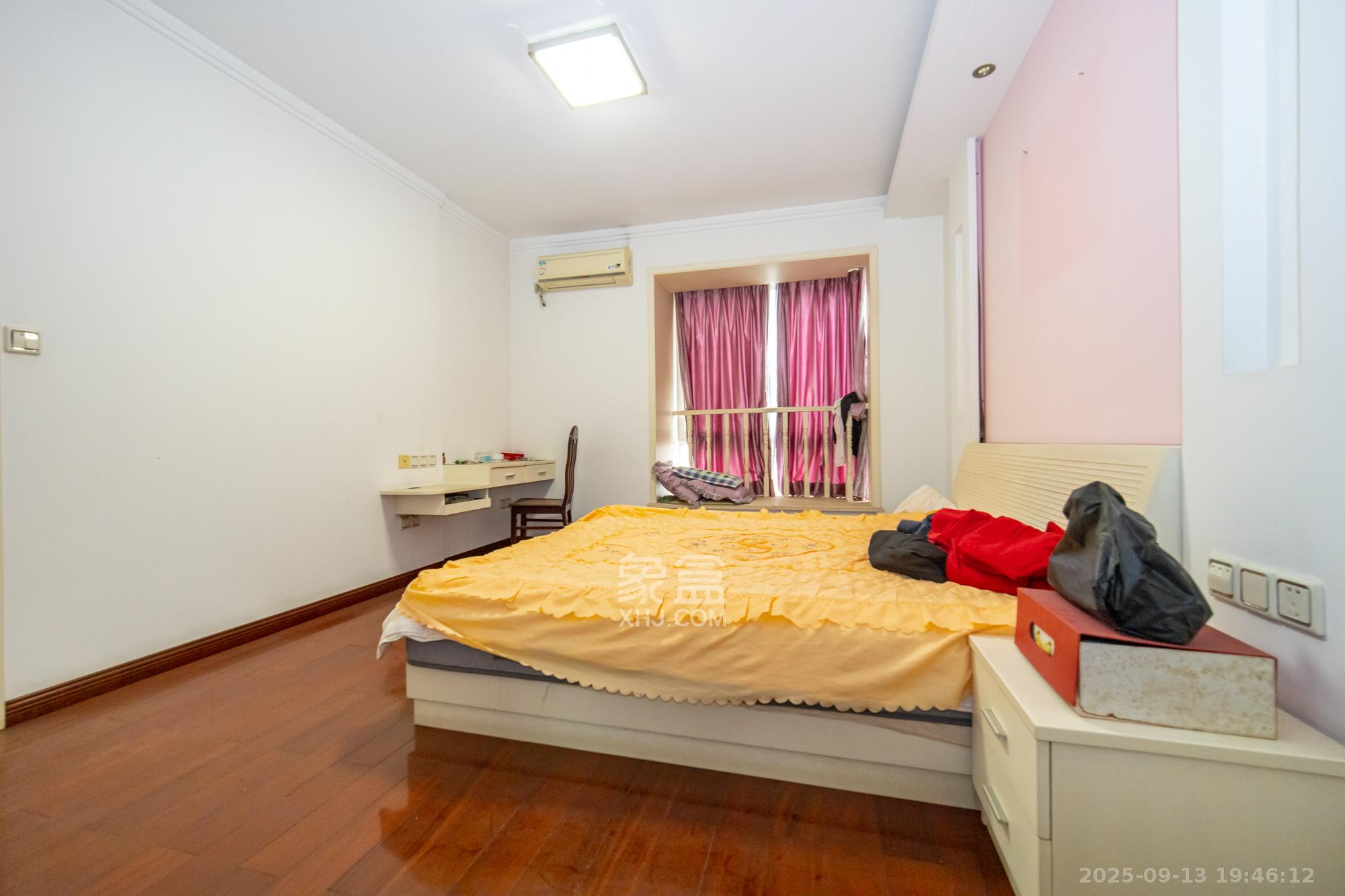 筑梦园 3室2厅2卫 90.0万 筑梦园 3室2厅2卫 90.0万卧室