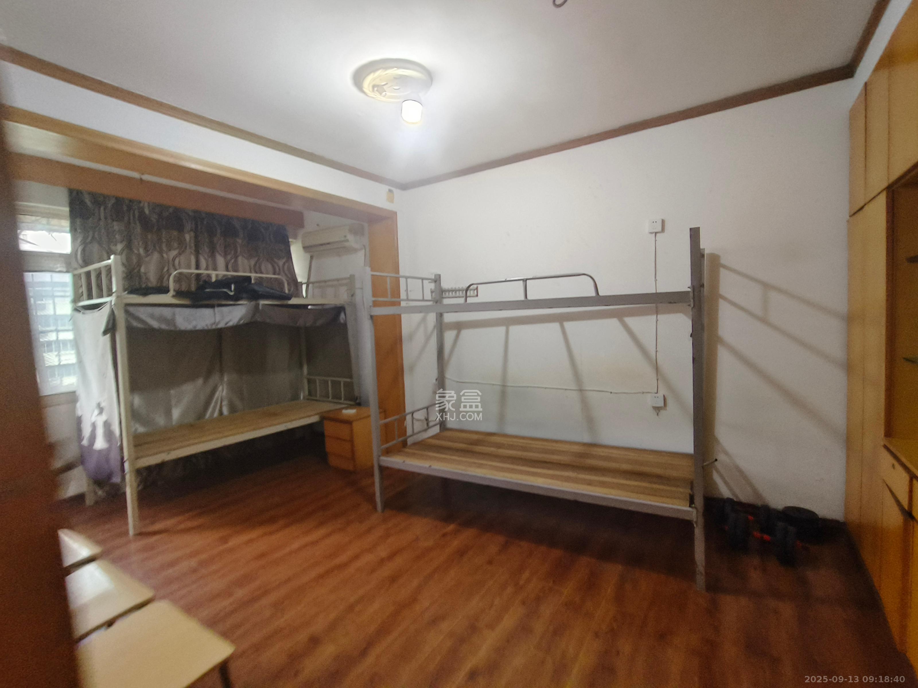 南门口晏家塘社区 3室1厅1卫 2800.0元/月 南门口晏家塘社区 3室1厅1卫 2800.0元/月室内图