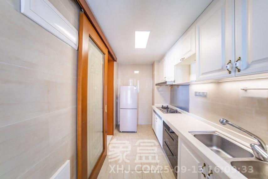 恒大文化旅游城A区 1室0厅0卫 1600.0元/月 恒大文化旅游城A区 1室0厅0卫 1600.0元/月室内图