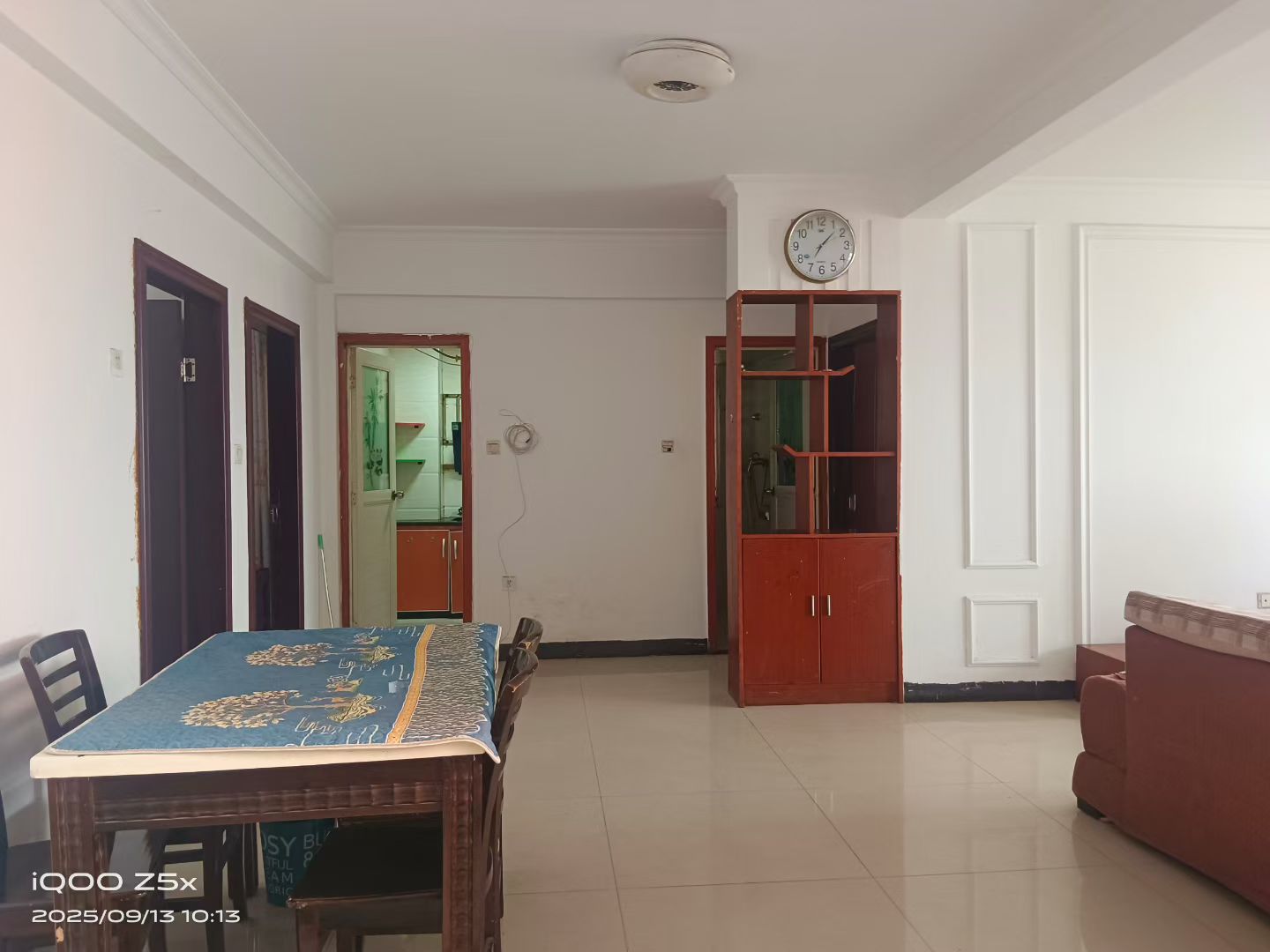 TOP尚都(拓步尚都)  3室2厅2卫    42.8万 TOP尚都(拓步尚都)  3室2厅2卫    42.8万客厅