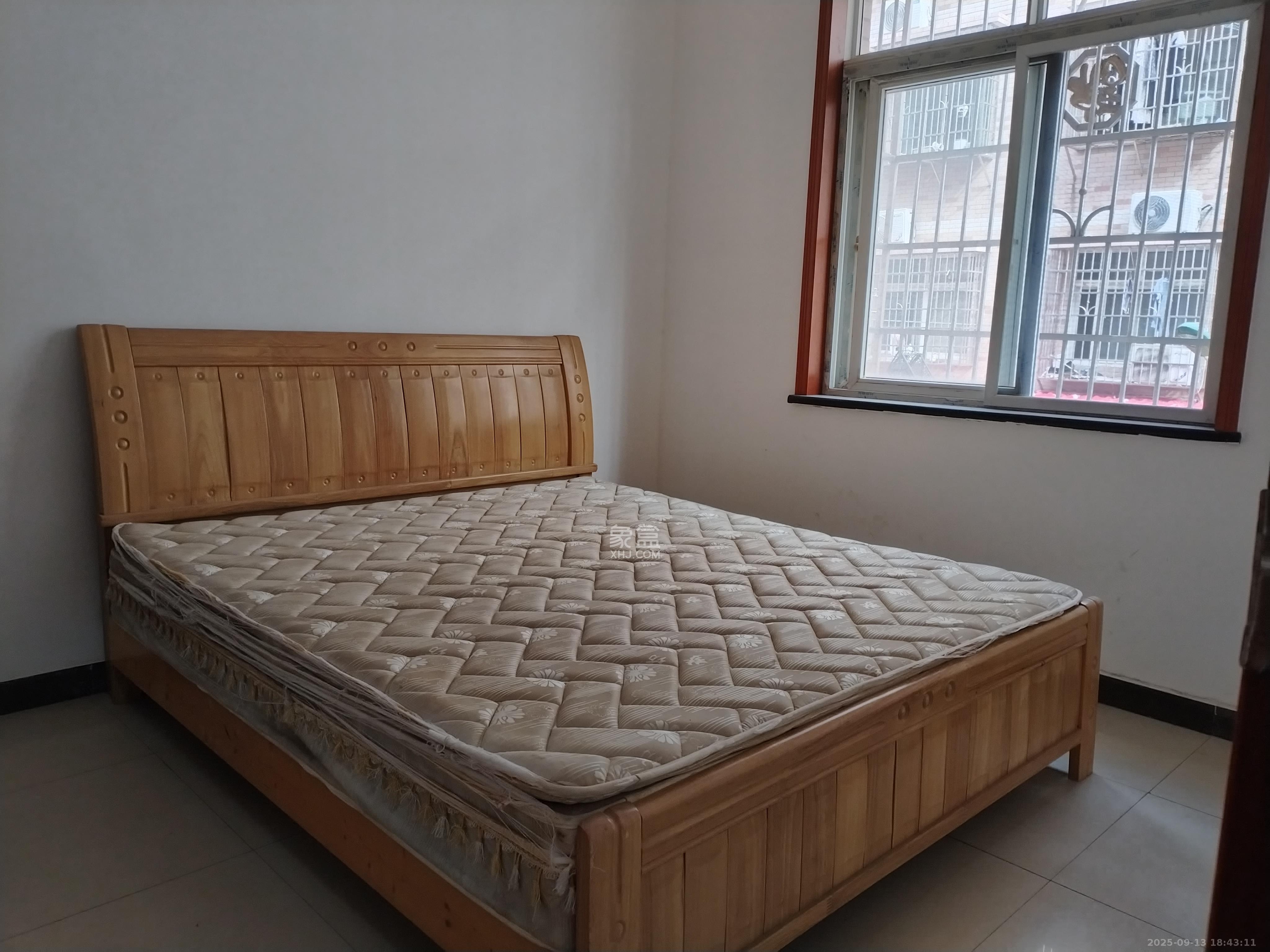 城东安置区（星城社区）  1室0厅0卫    1450.0元/月室内图