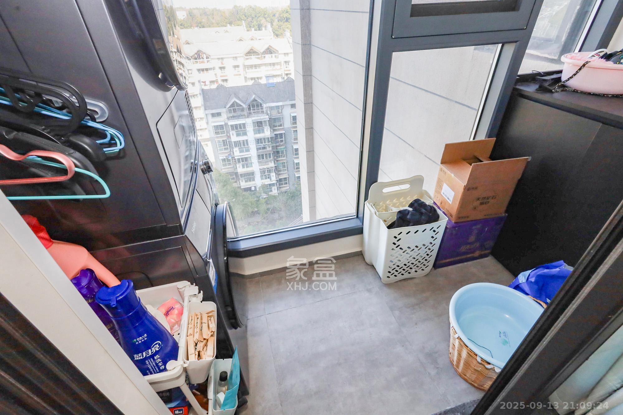 金茂建发泊悦  4室2厅2卫    199.0万其他