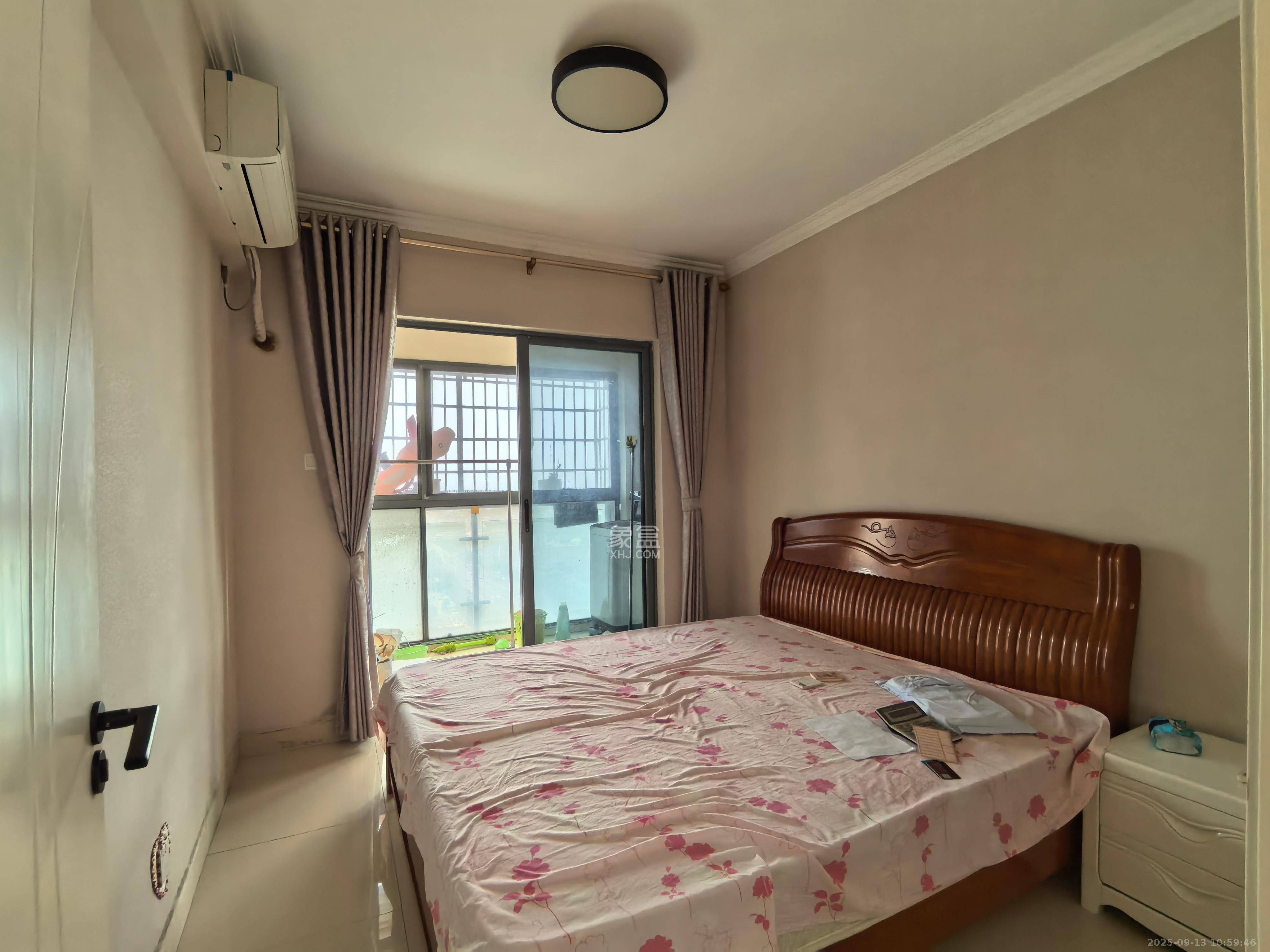 雄新水印廊桥（雄新华府）  3室2厅2卫    2400.0元/月室内图