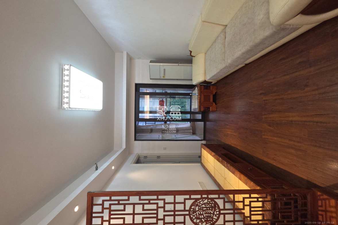 万科里金域国际 3室2厅2卫 3500.0元/月 万科里金域国际 3室2厅2卫 3500.0元/月室内图