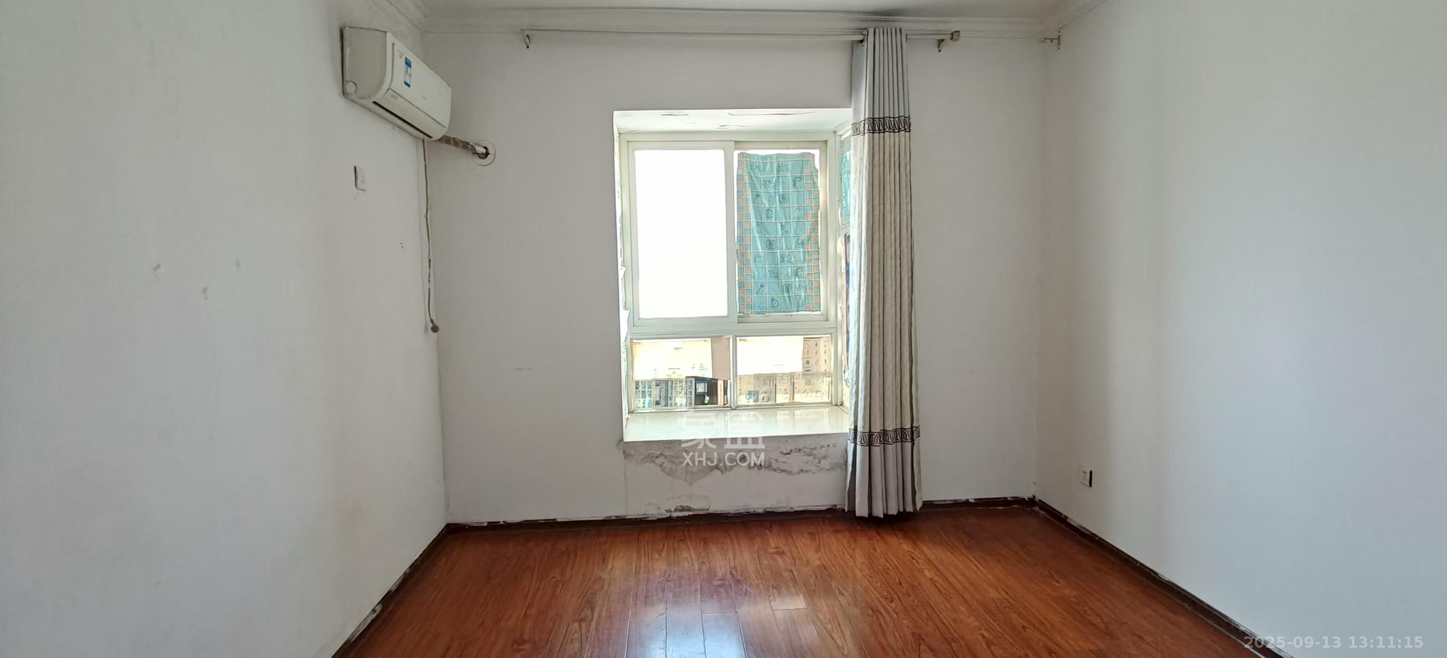 开源鑫阁  4室2厅2卫    2200.0元/月 开源鑫阁  4室2厅2卫    2200.0元/月室内图