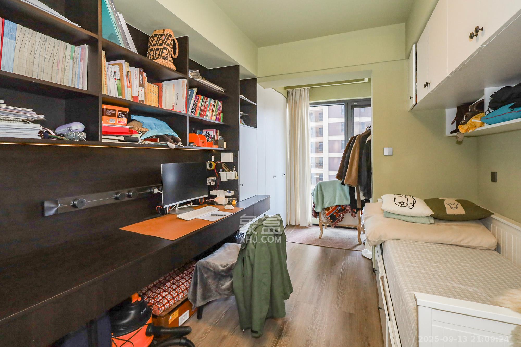 金茂建发泊悦  4室2厅2卫    199.0万其他