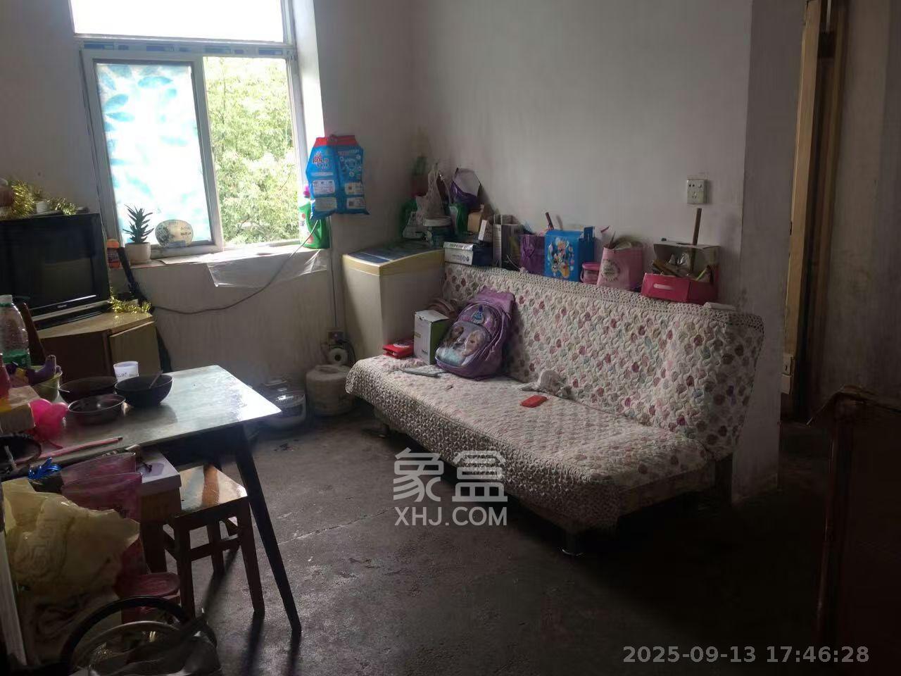 长沙花纸印刷厂宿舍 2室2厅1卫 1200.0元/月 长沙花纸印刷厂宿舍 2室2厅1卫 1200.0元/月室内图