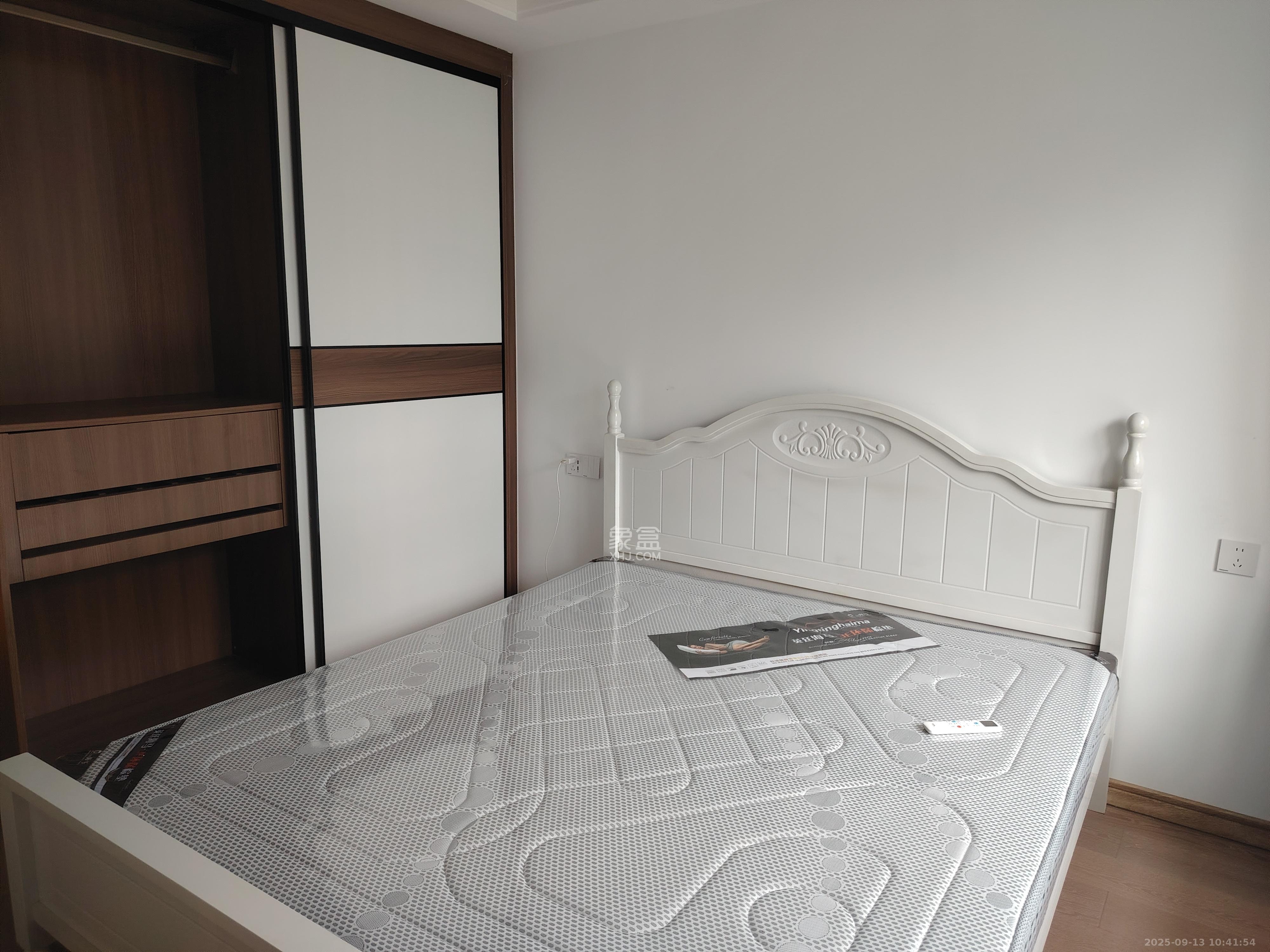 澳海月亮湾 4室2厅2卫 2000.0元/月 澳海月亮湾 4室2厅2卫 2000.0元/月室内图