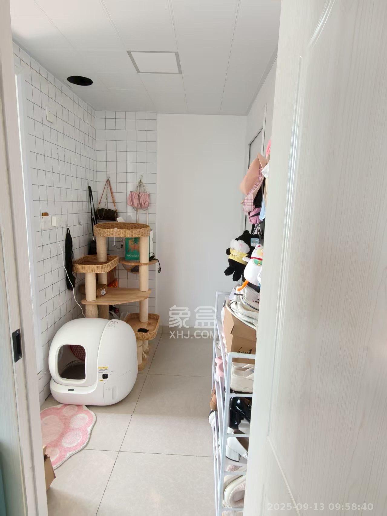 财富名园 1室0厅1卫 1100.0元/月 财富名园 1室0厅1卫 1100.0元/月室内图