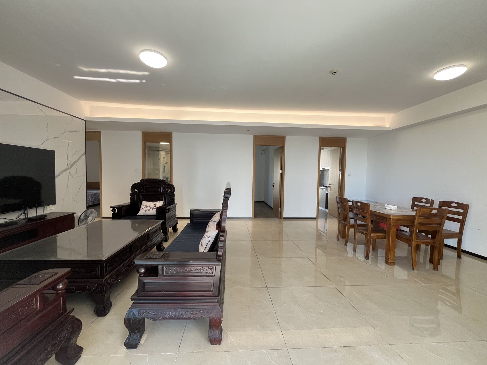 华润中心二期东悦府 4室2厅3卫 8000.0元/月 华润中心二期东悦府 4室2厅3卫 8000.0元/月室内图