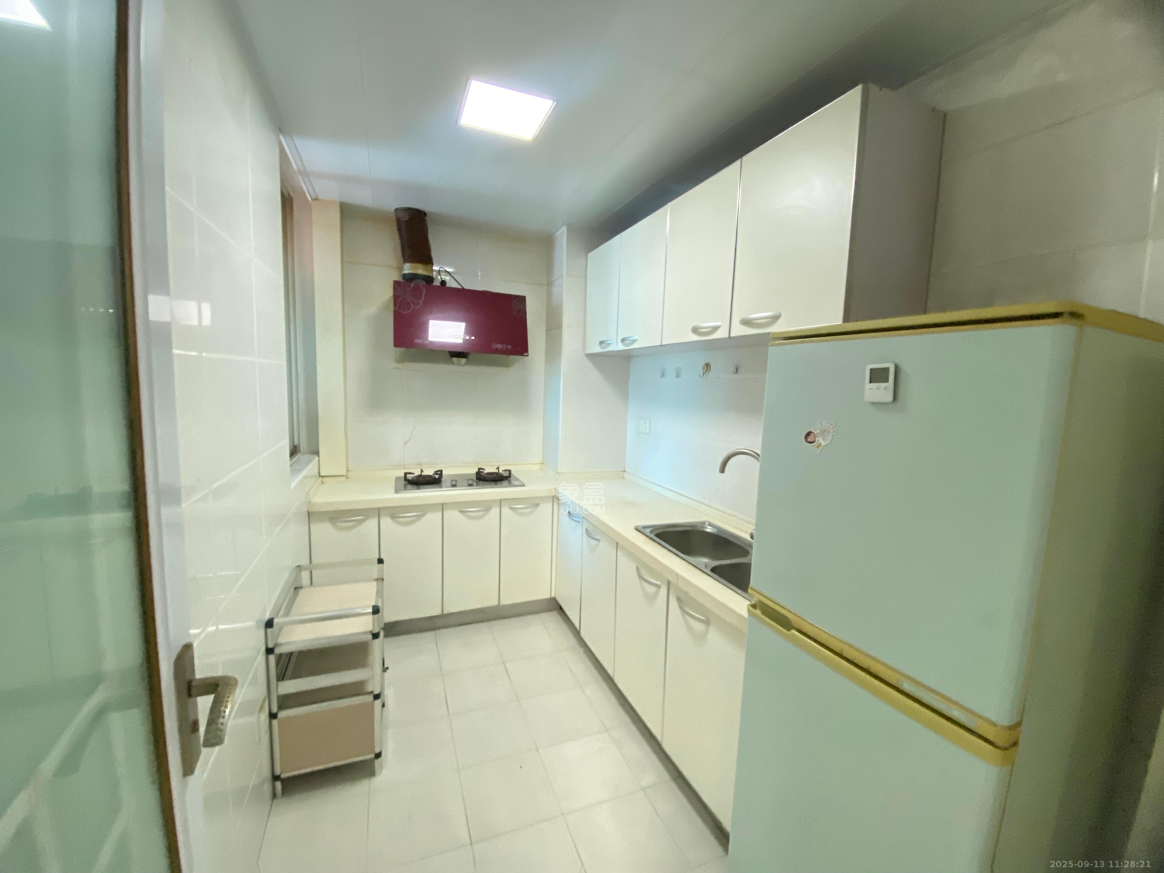 益佳苑  2室1厅1卫    2200.0元/月室内图