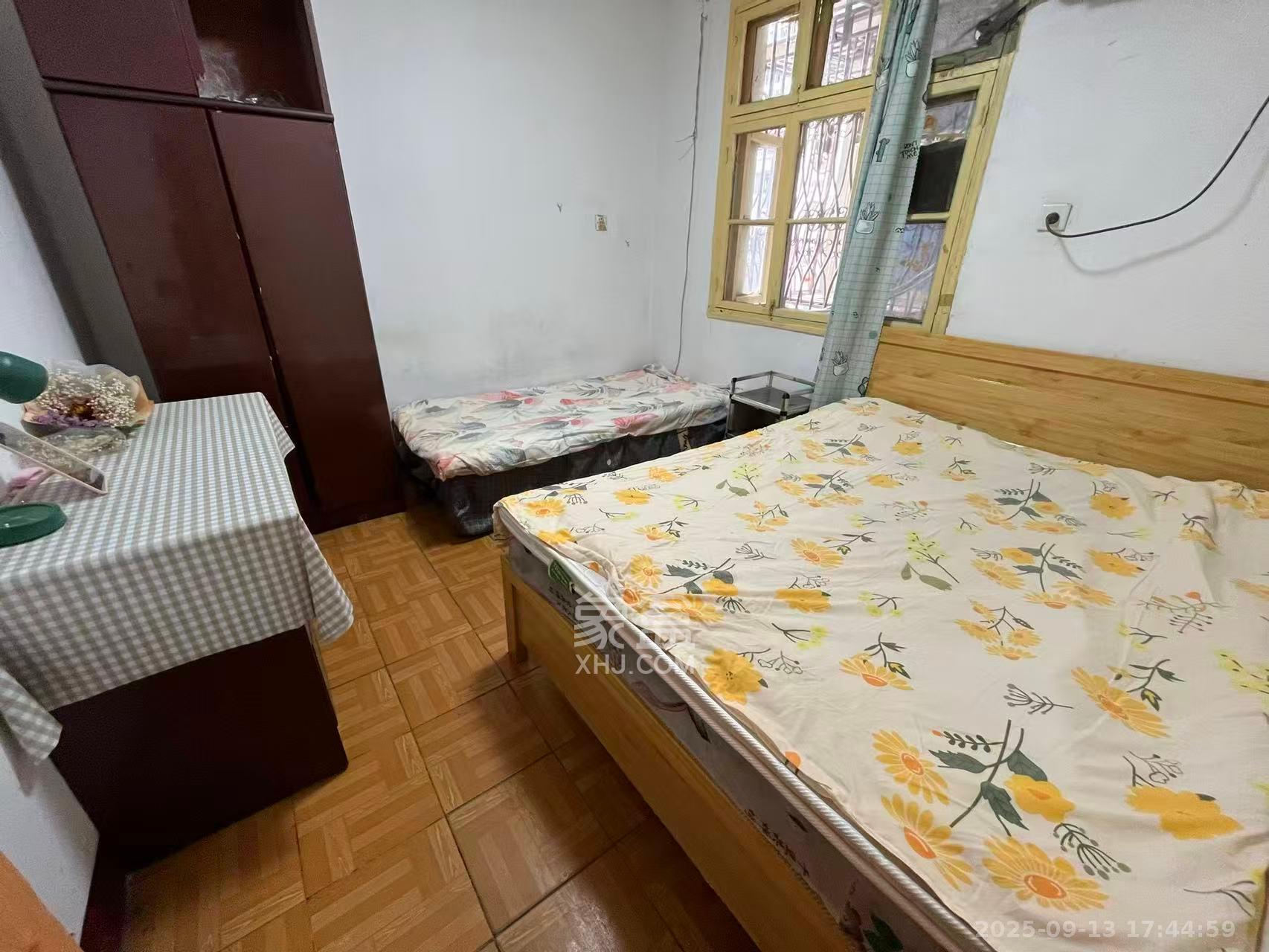 东牌楼街散盘 2室1厅1卫 2100.0元/月 东牌楼街散盘 2室1厅1卫 2100.0元/月室内图