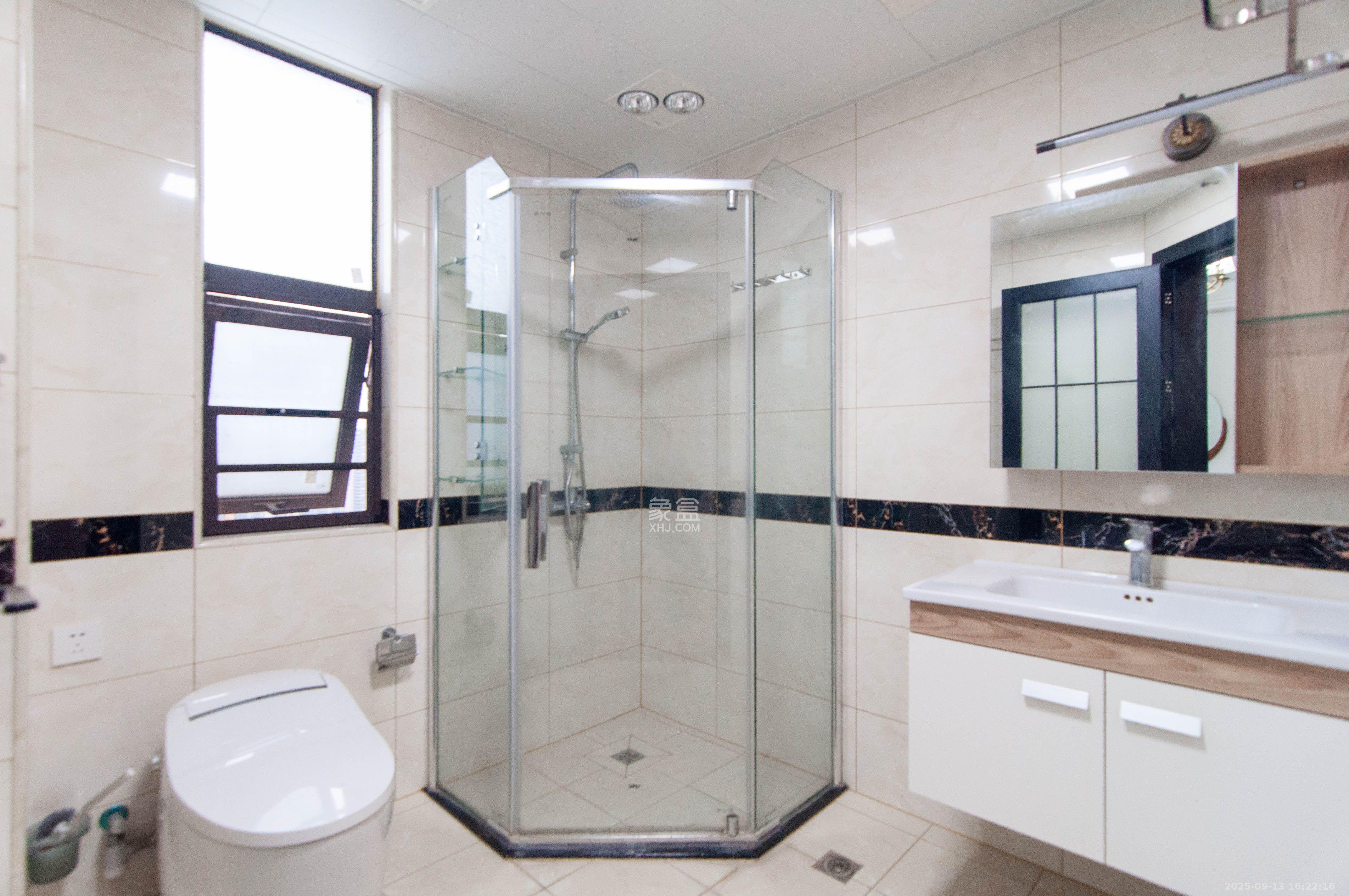 中一九骏(枫桥苑) 4室2厅2卫 4000.0元/月 中一九骏(枫桥苑) 4室2厅2卫 4000.0元/月室内图