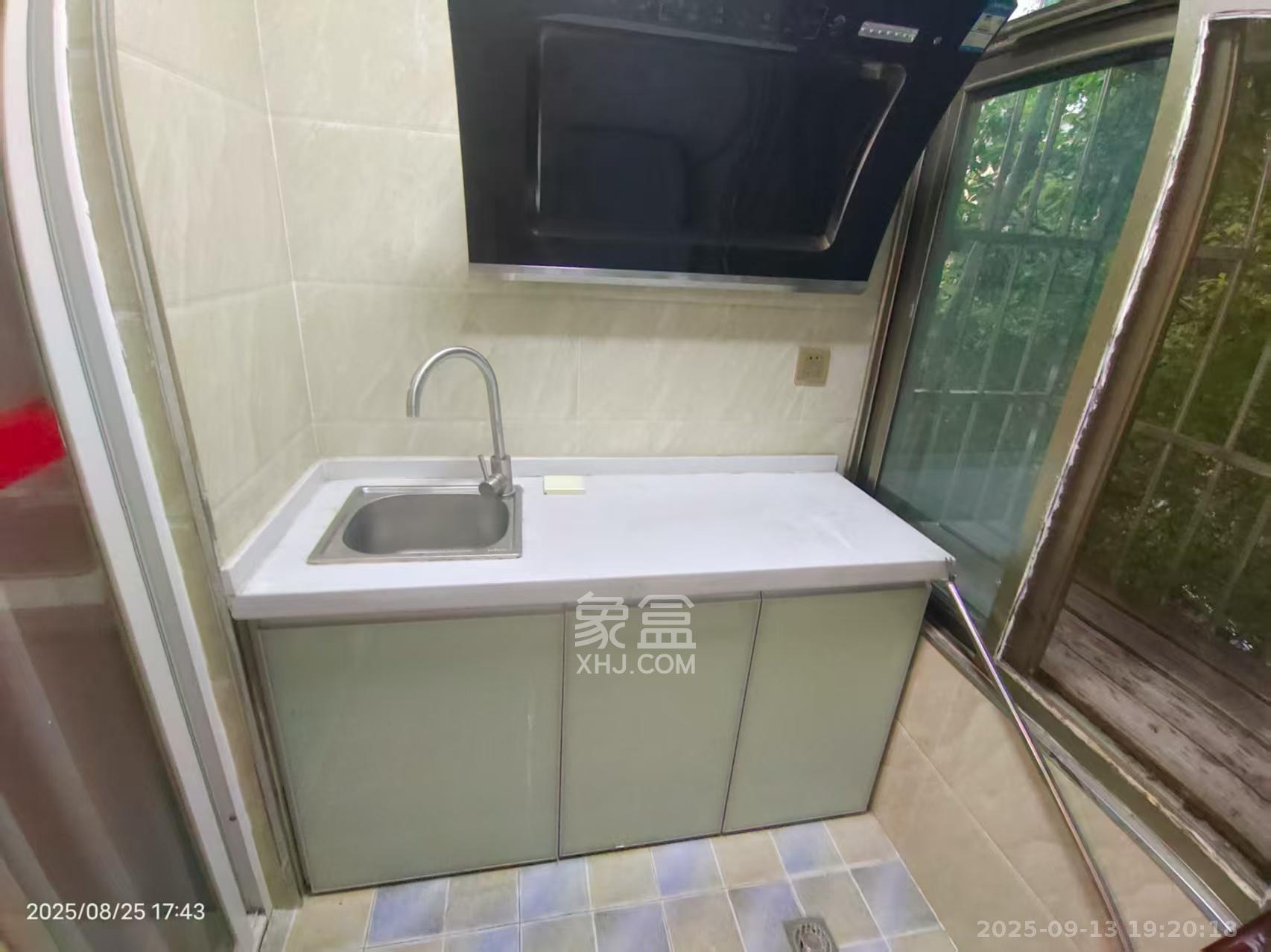 火星三片（月桂社区）  1室0厅0卫    900.0元/月室内图