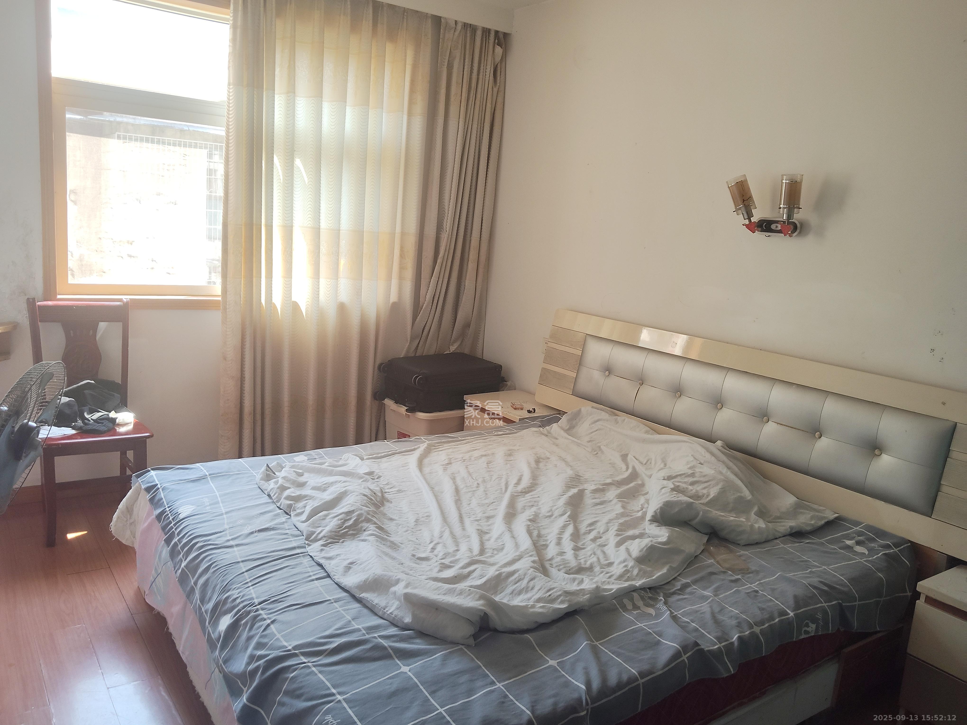 湘瑞家园 3室2厅1卫 1000.0元/月 湘瑞家园 3室2厅1卫 1000.0元/月室内图